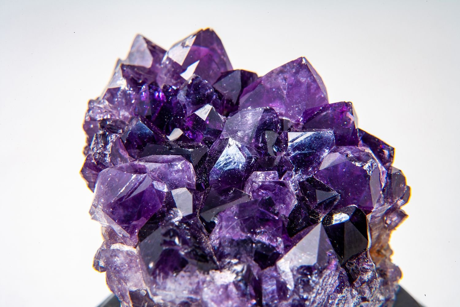 Amethyst Stone: The Definitive Guide to Healing Properties, Varieties & Uruguayan Quality - Castle Rocks Cornwall