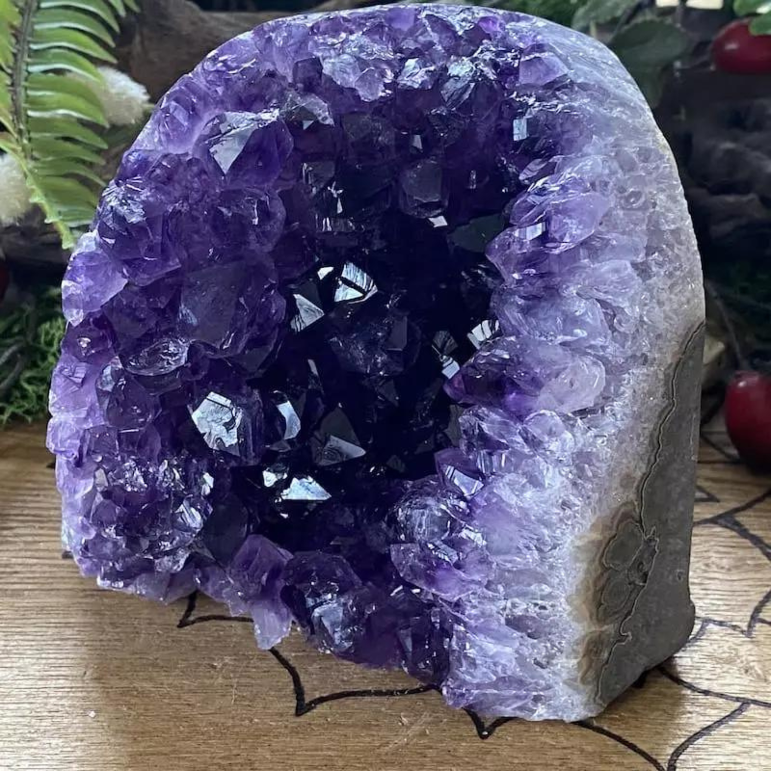 castle rocks cornwall amethyst