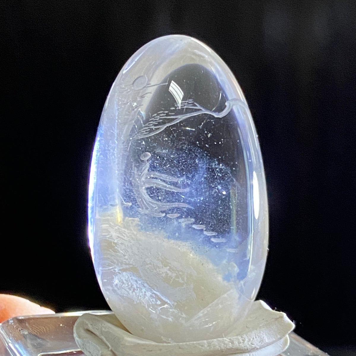 Celestial Steps in the Snow — AAA Diamond-Etched Clear Landscape Quartz