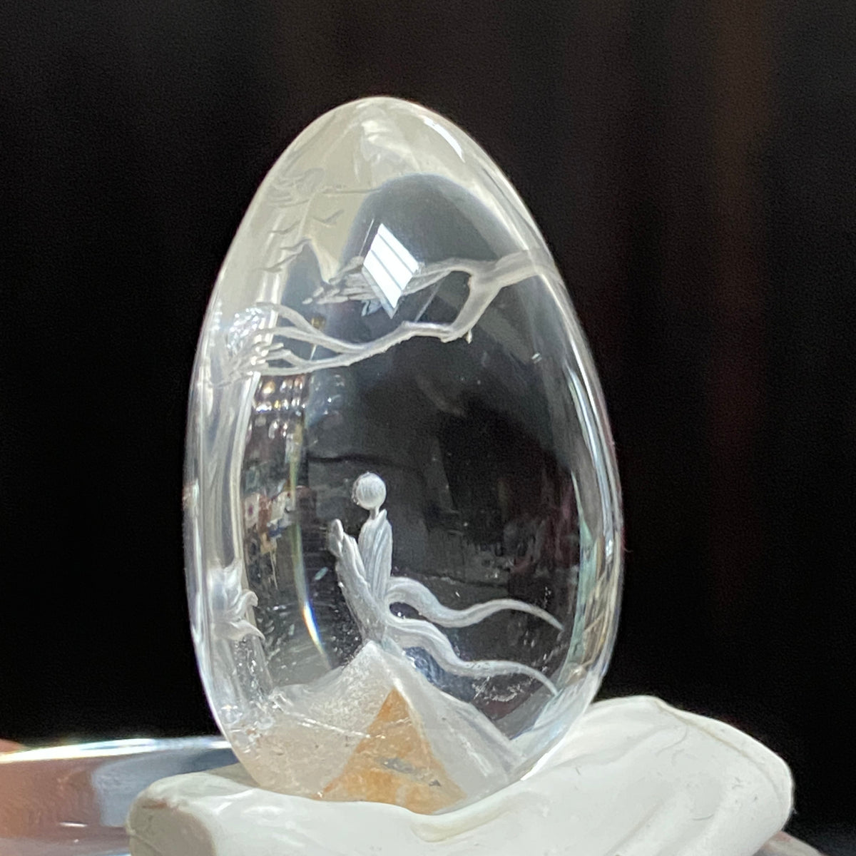 Lotus and Manifestation Pyramid — AAA Diamond-Etched Clear Landscape Quartz