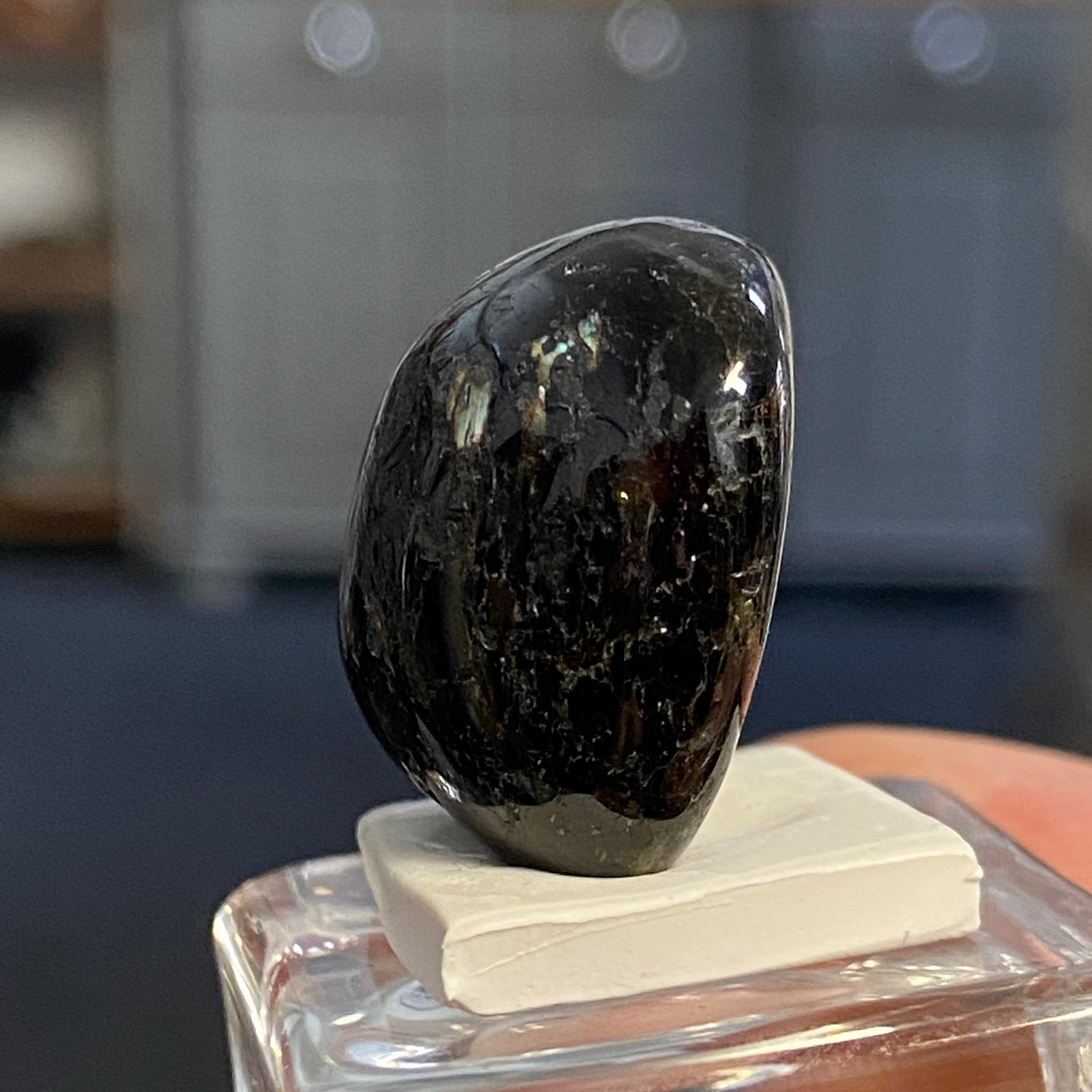 The Best Nuummite from Greenland - Tumbled Stone - AAA