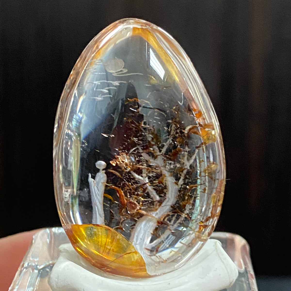 Moonlit Golden Grove — AAA Diamond-Etched Clear Landscape Quartz