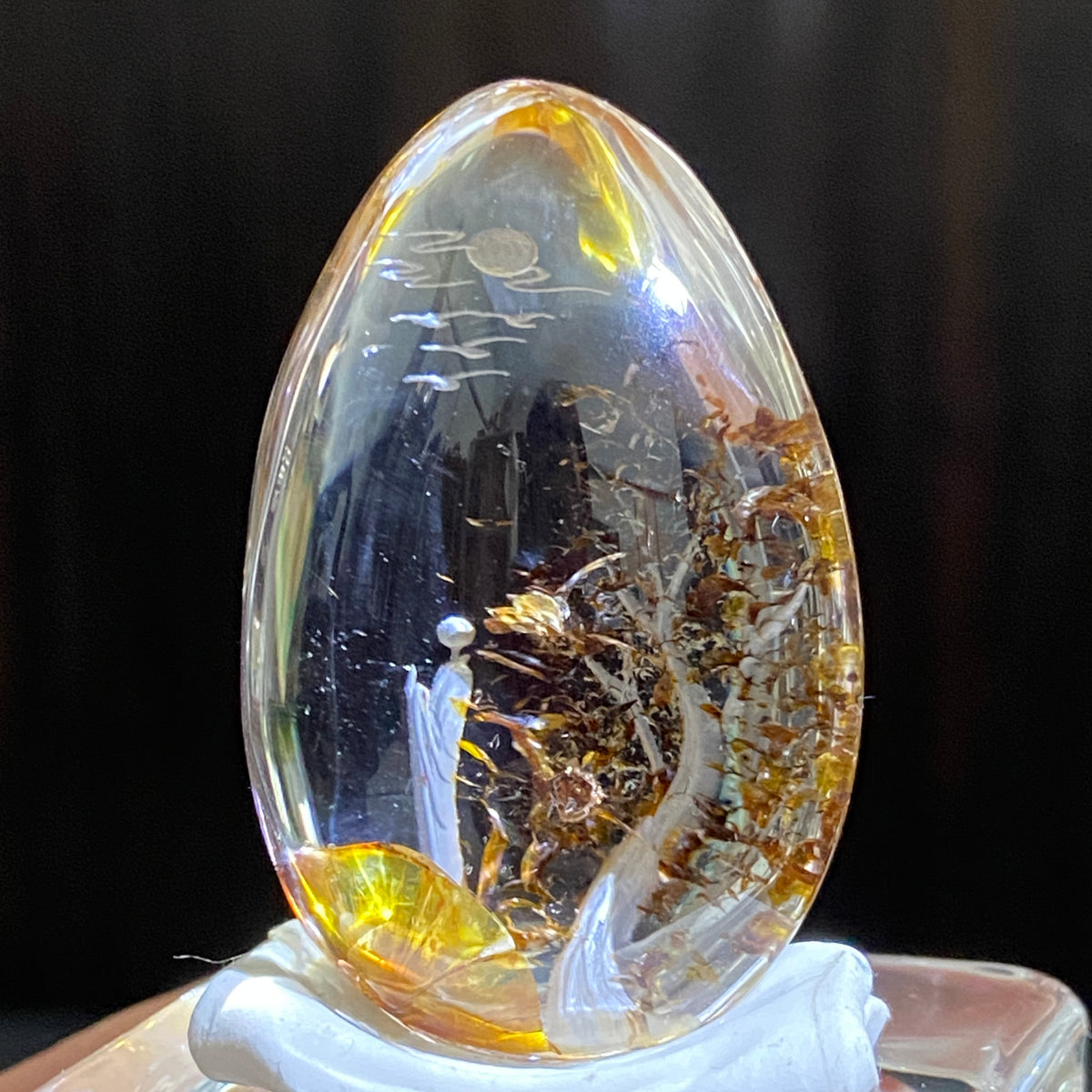 Moonlit Golden Grove — AAA Diamond-Etched Clear Landscape Quartz