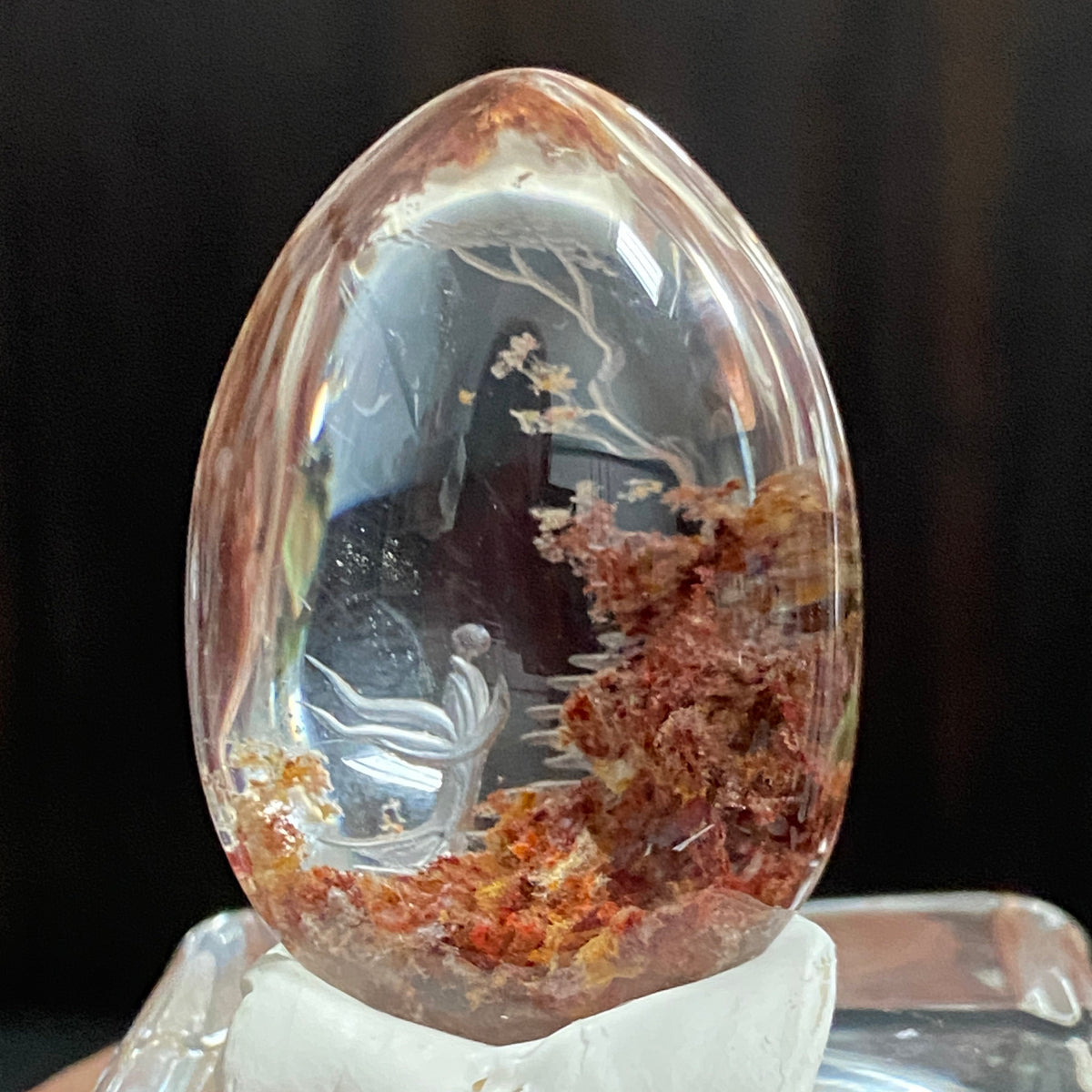 Red Grove and Celestial Stairway — AAA Diamond-Etched Clear Landscape Quartz