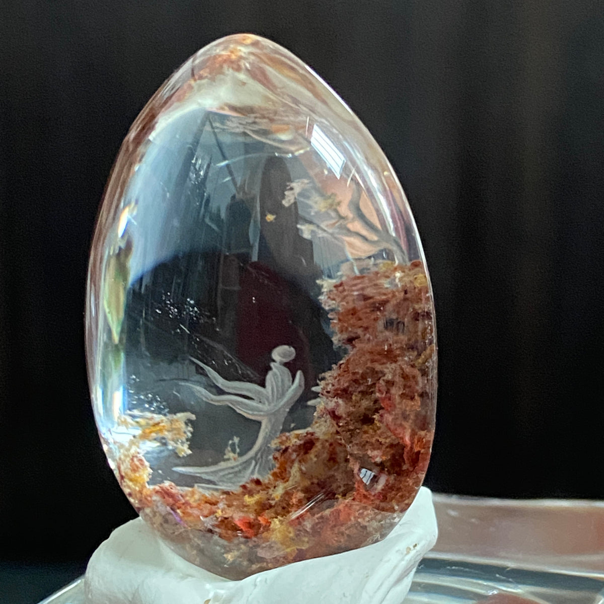 Red Grove and Celestial Stairway — AAA Diamond-Etched Clear Landscape Quartz