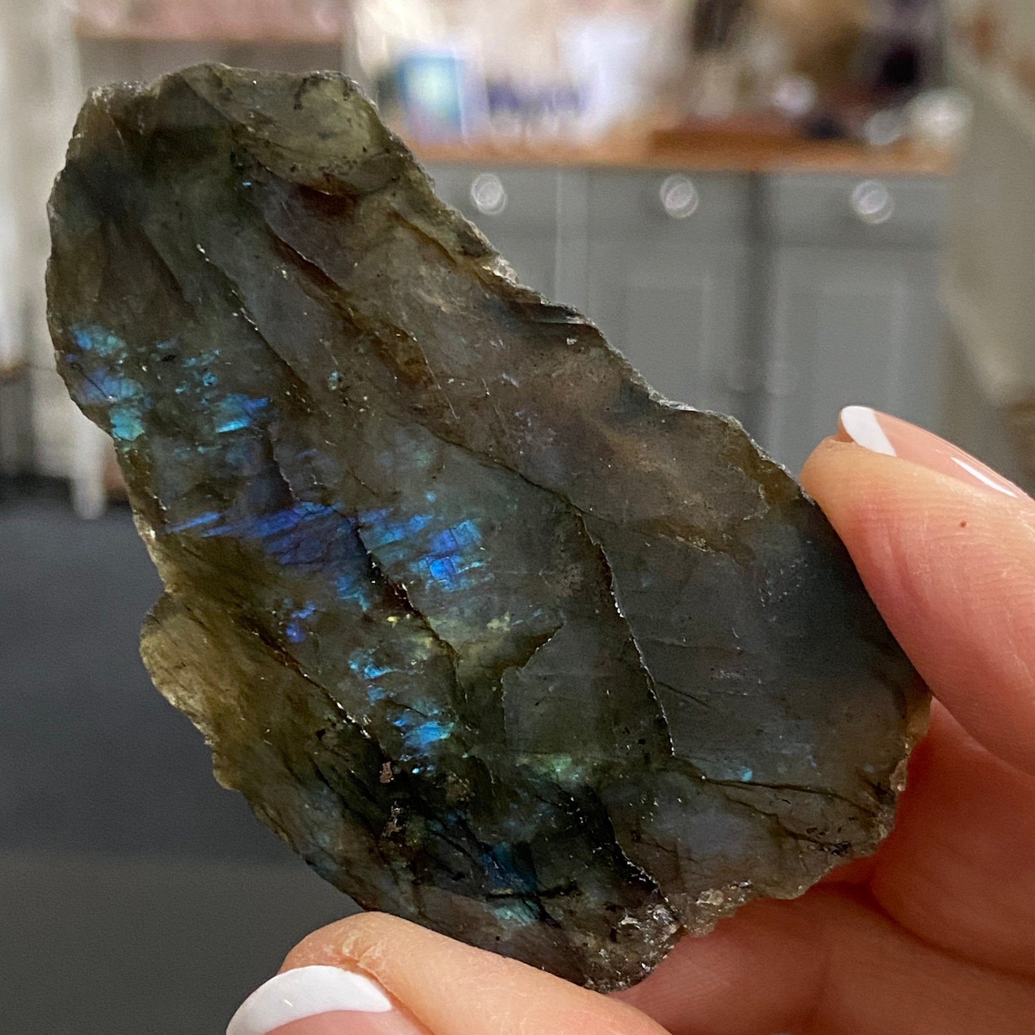 Madagascan Labradorite Slice – New Beginnings & Intuition