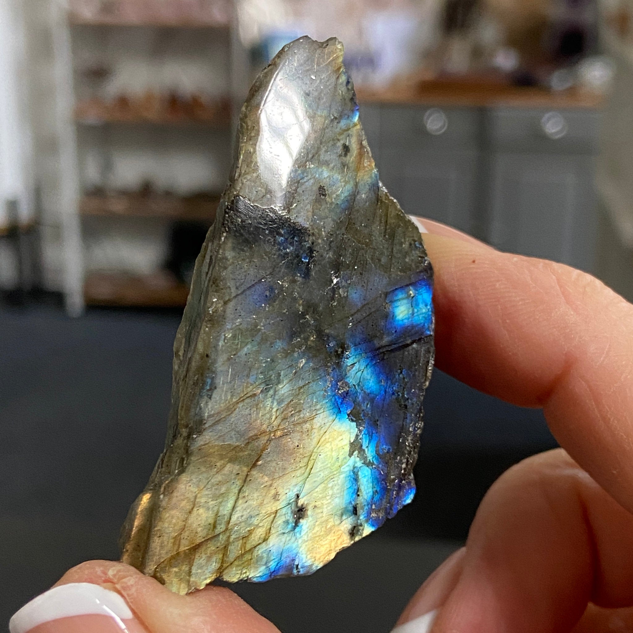 Madagascan Labradorite Slice – New Beginnings & Intuition