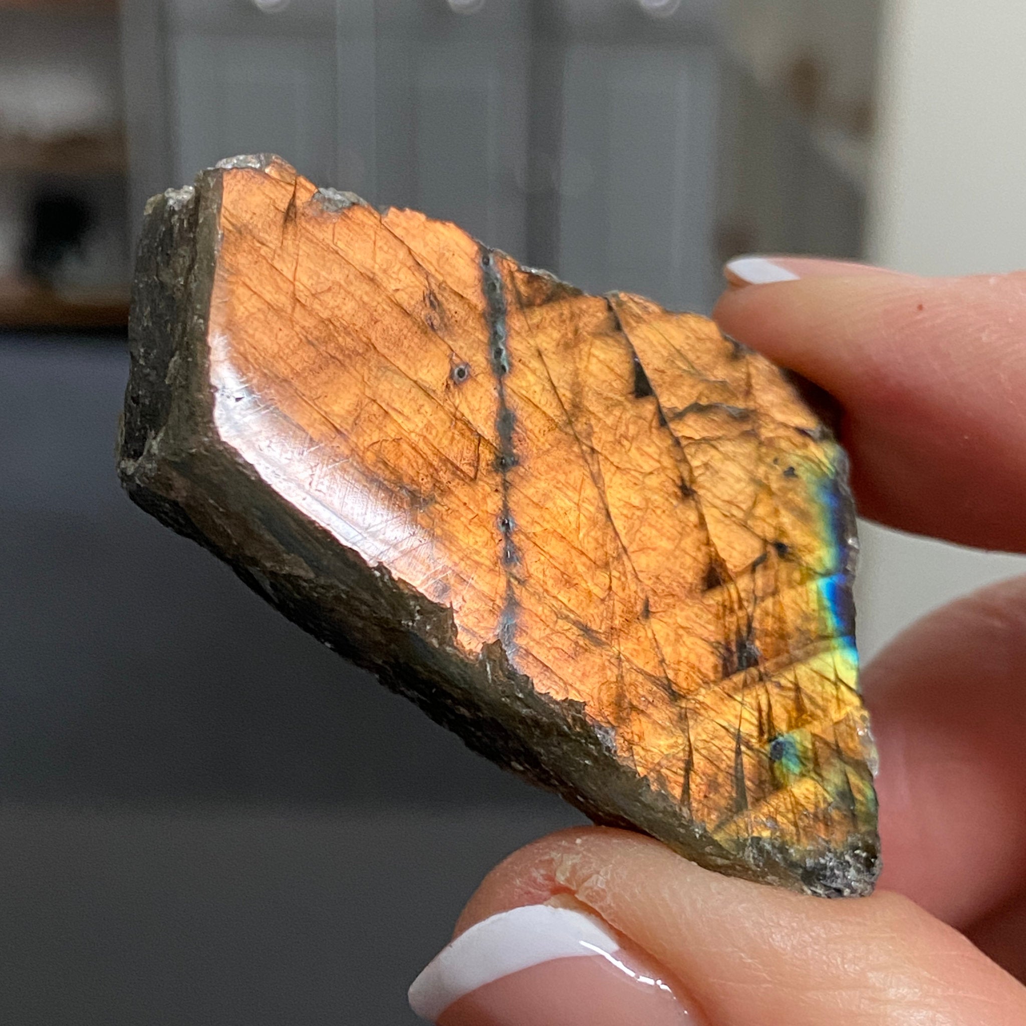 Madagascan Labradorite Slice – New Beginnings & Intuition