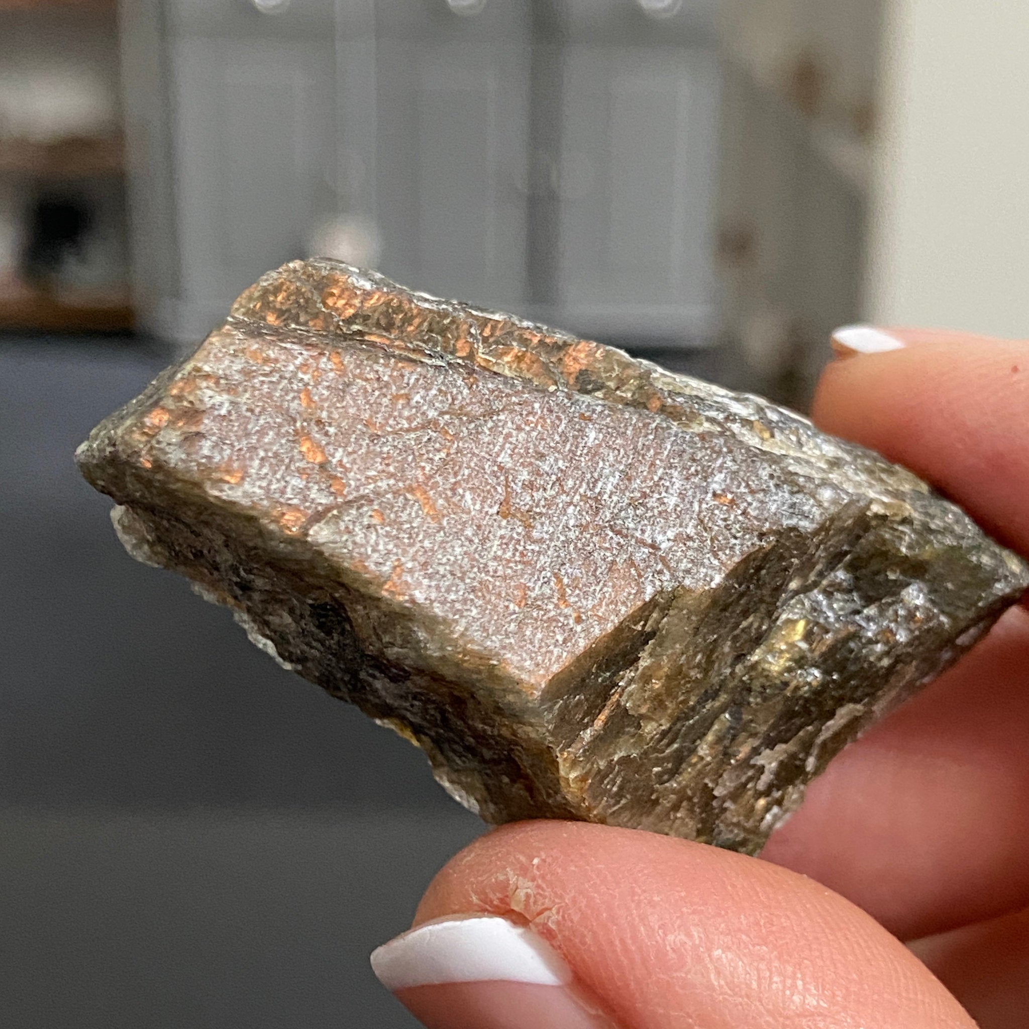 Madagascan Labradorite Slice – New Beginnings & Intuition