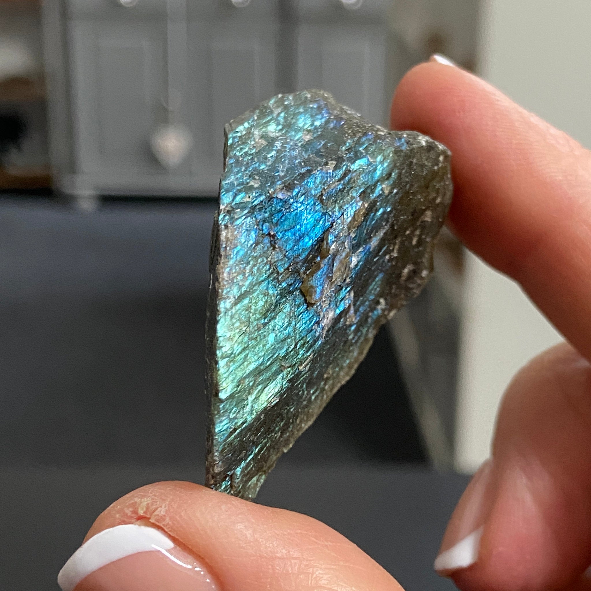 Madagascan Labradorite Slice – New Beginnings & Intuition