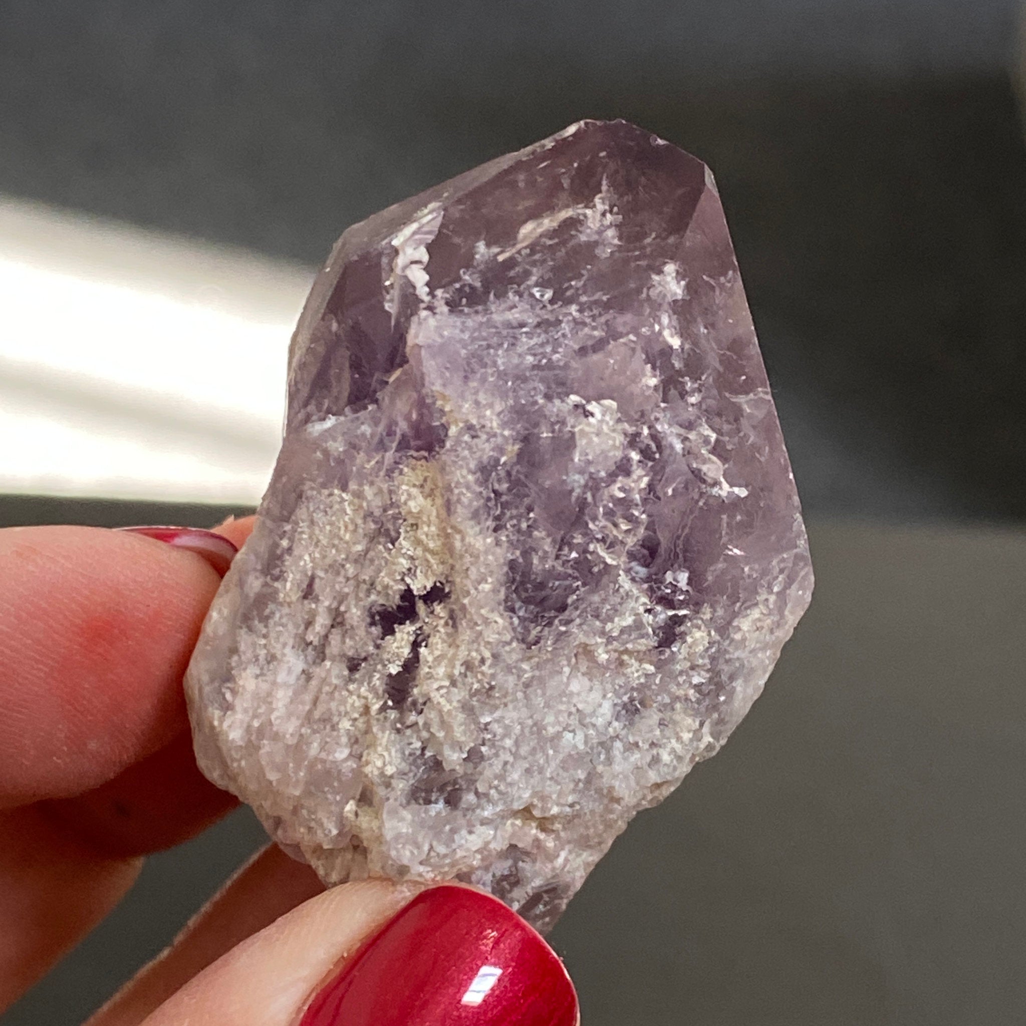💜 Natural Amethyst with Phantom