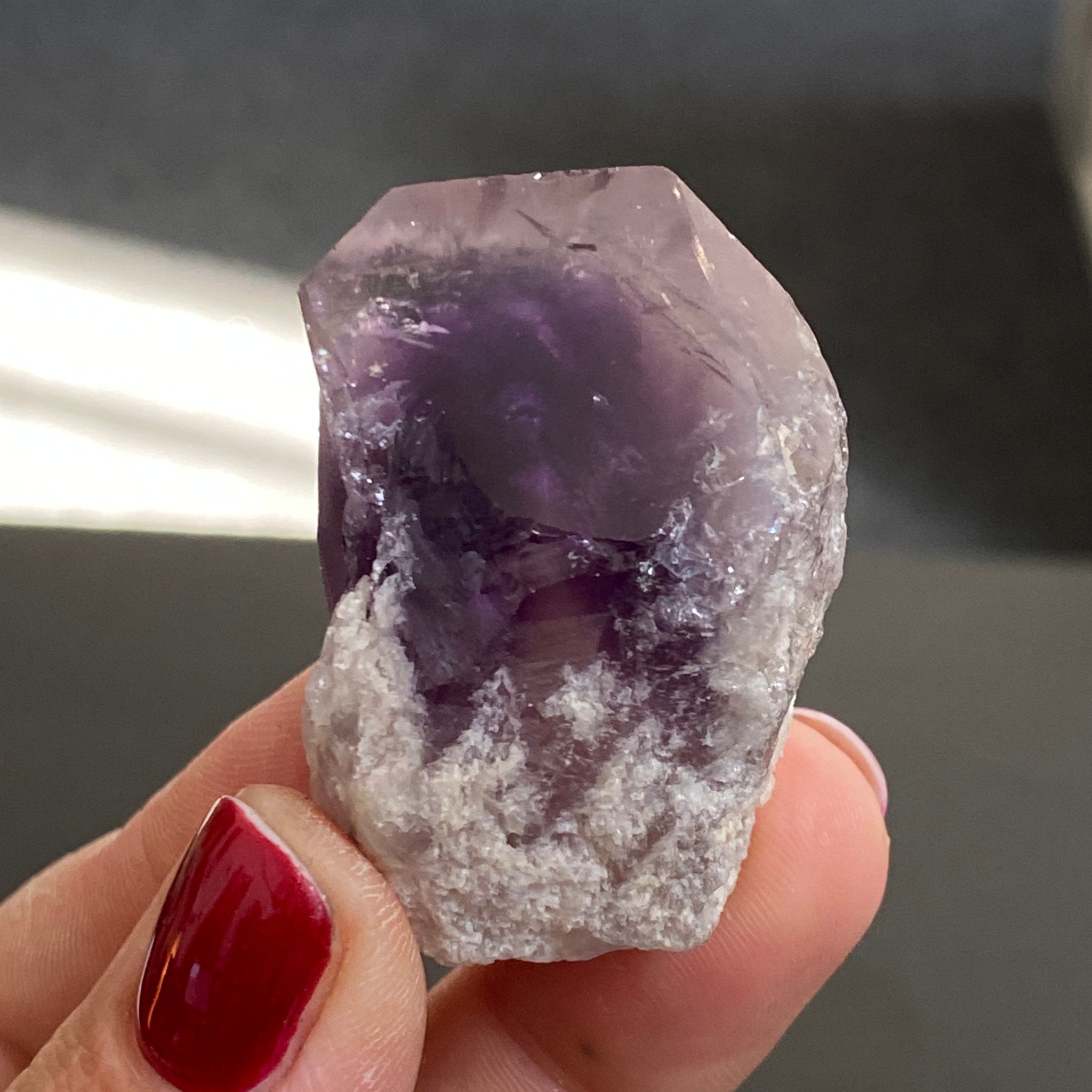 💜 Natural Amethyst with Phantom