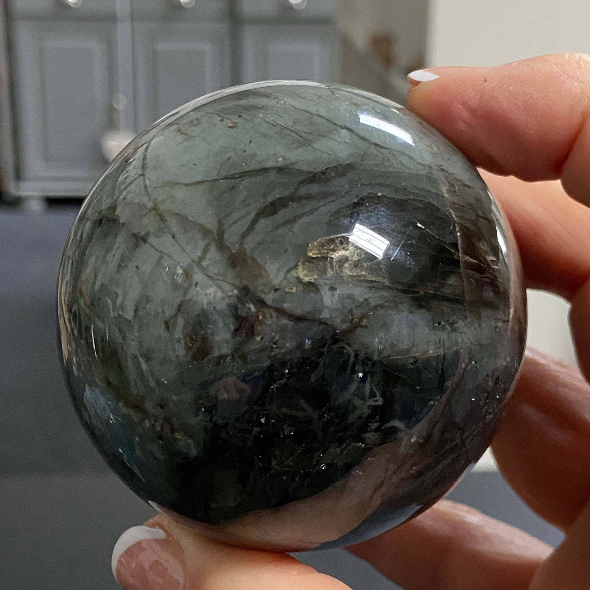 Madagascan Labradorite Sphere – New Beginnings & Intuition
