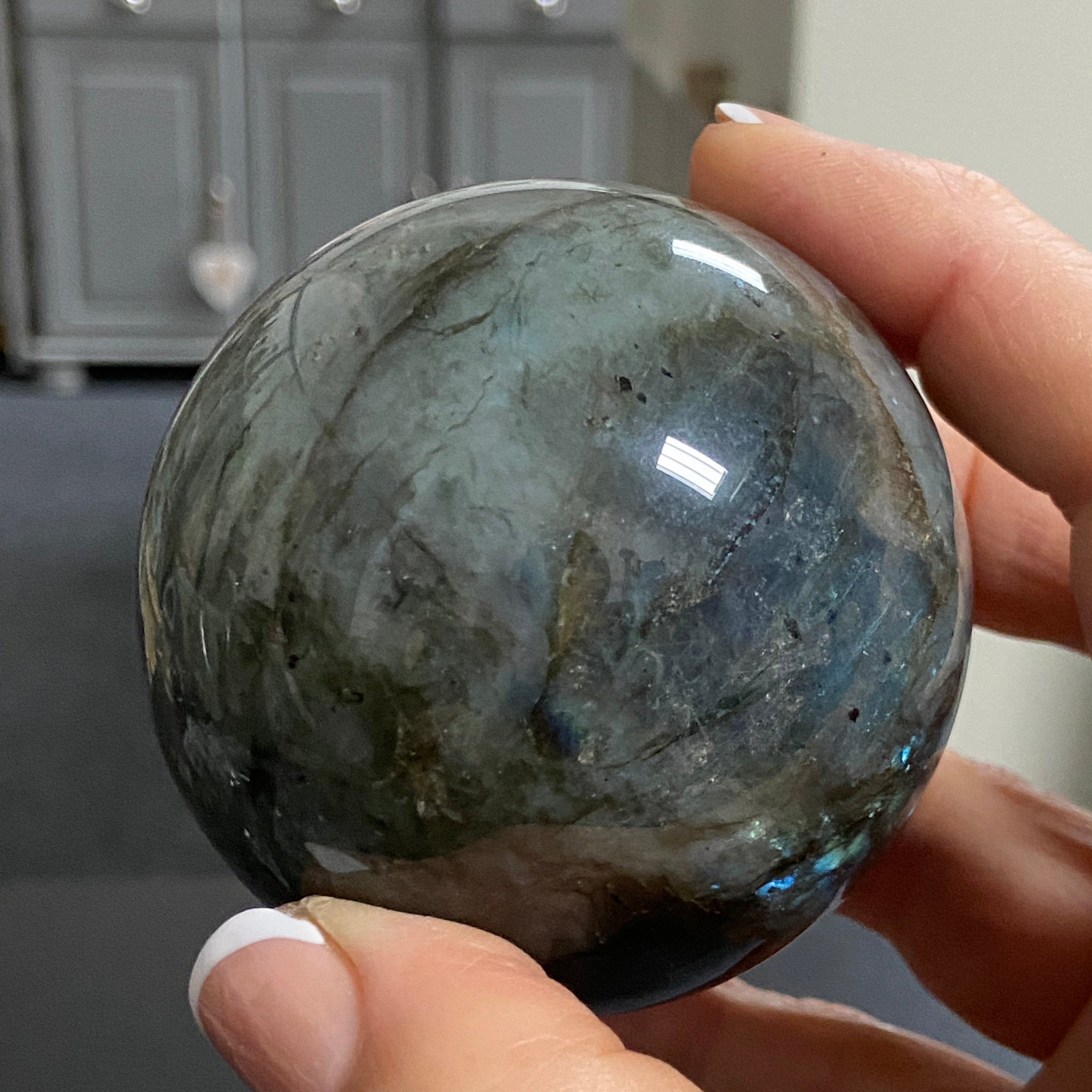 Madagascan Labradorite Sphere – New Beginnings & Intuition