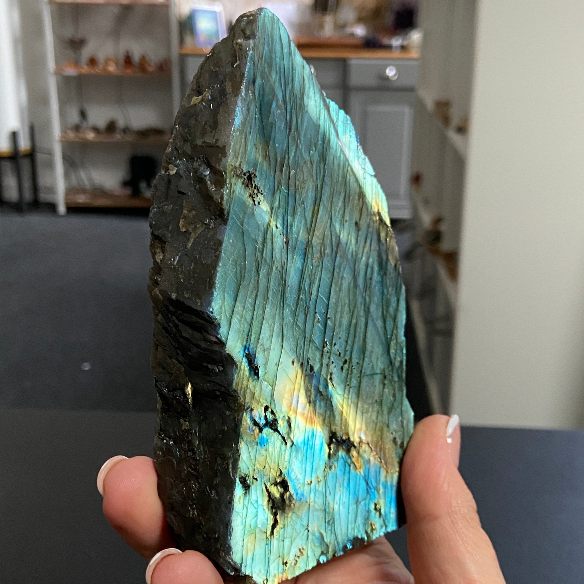 Madagascan 'Papillon' Labradorite – New Beginnings & Intuition