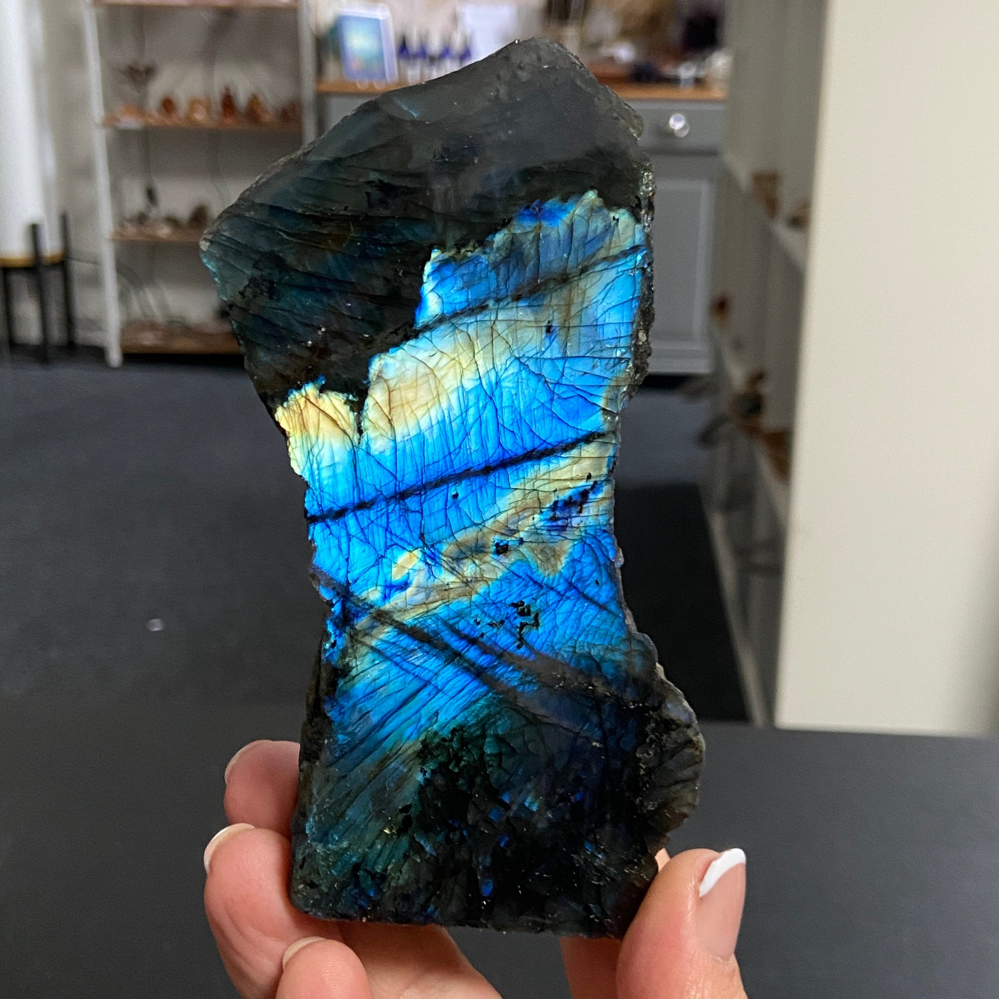 Madagascan 'Papillon' Labradorite – New Beginnings & Intuition