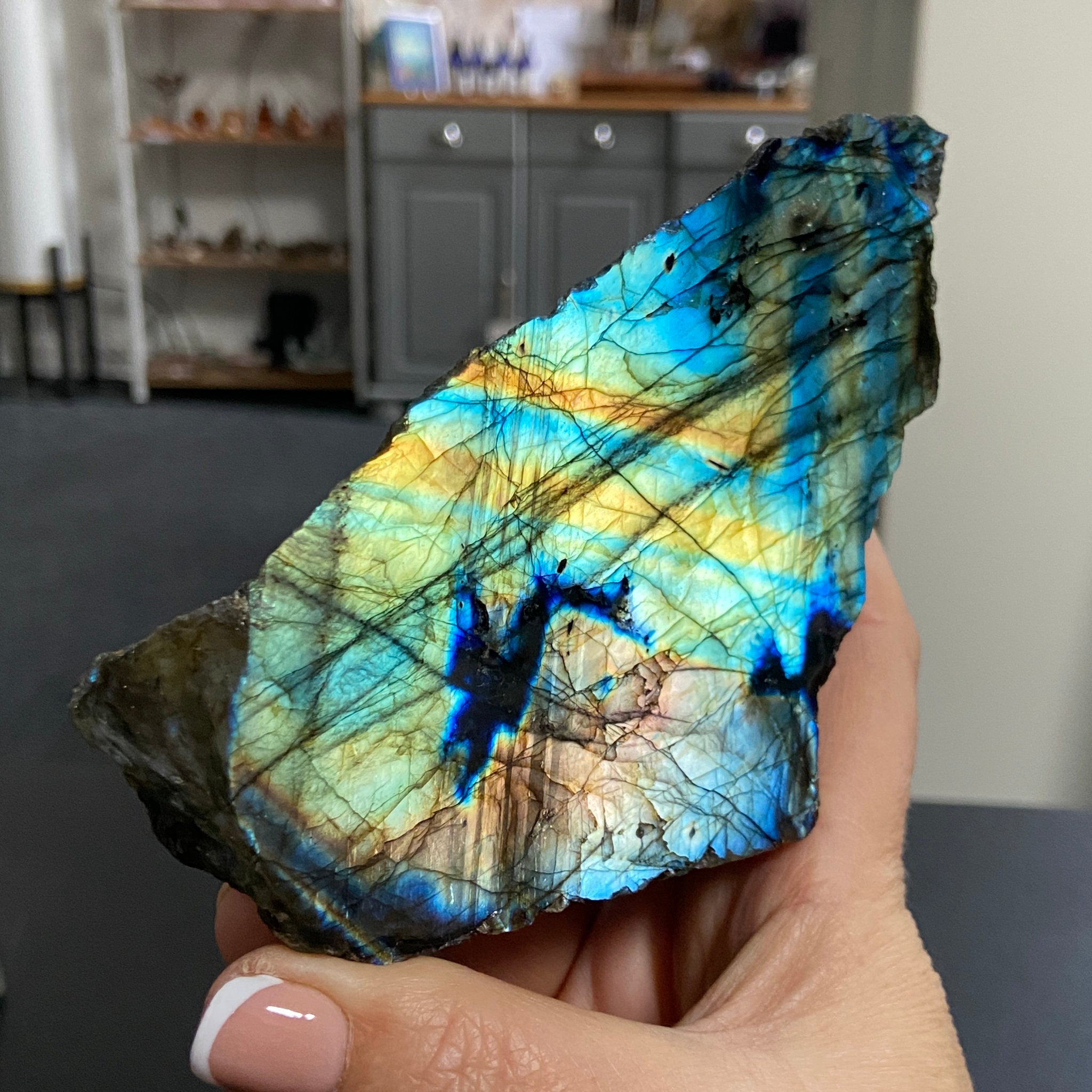 Madagascan 'Papillon' Labradorite – New Beginnings & Intuition