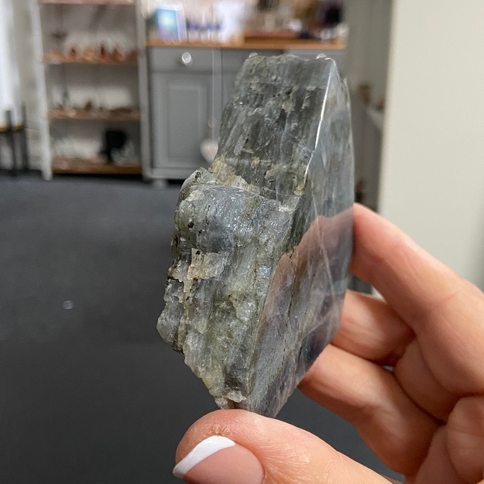 Madagascan 'Papillon' Labradorite – New Beginnings & Intuition