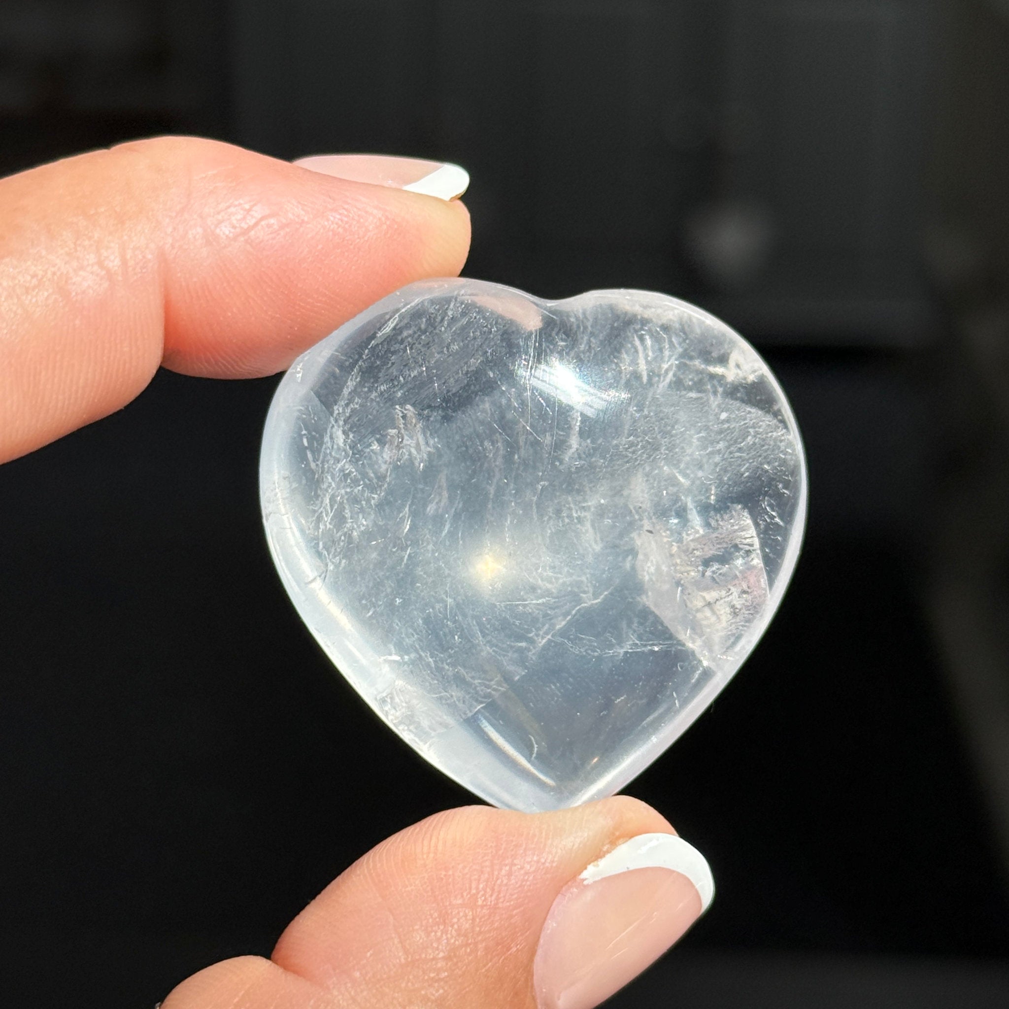 🌙 Girasol Quartz Heart – Madagascar
