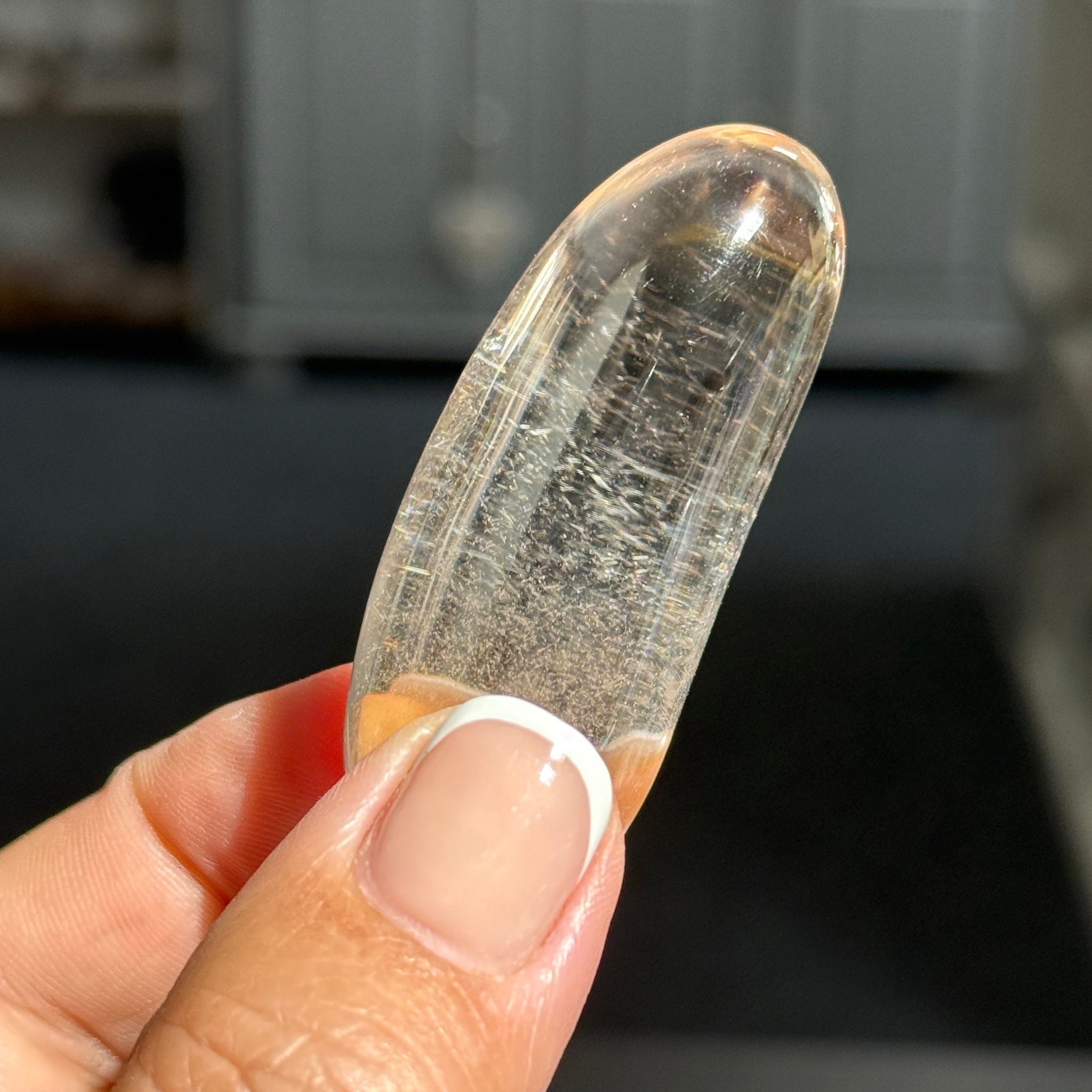 🤎 Pale Smoky Quartz Palmstone – Madagascar