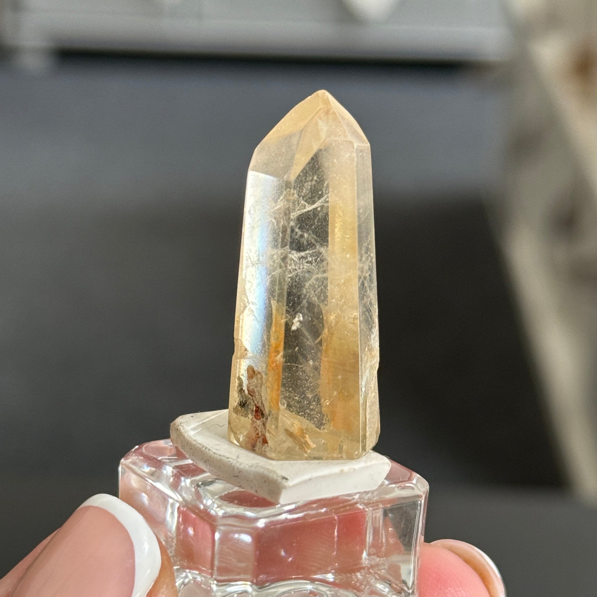 🌞 Citrine Phantom Tower – Madagascar