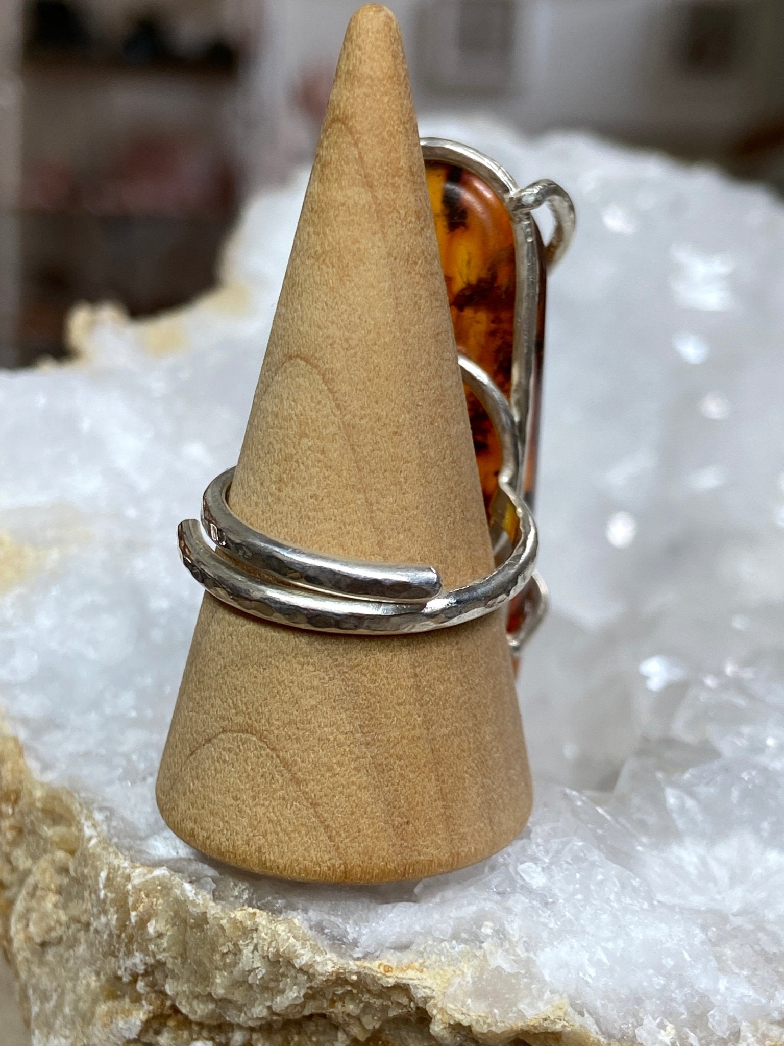 Colombian Amber Ring with Prehistoric Inclusions – Bespoke by Song of the Sea
