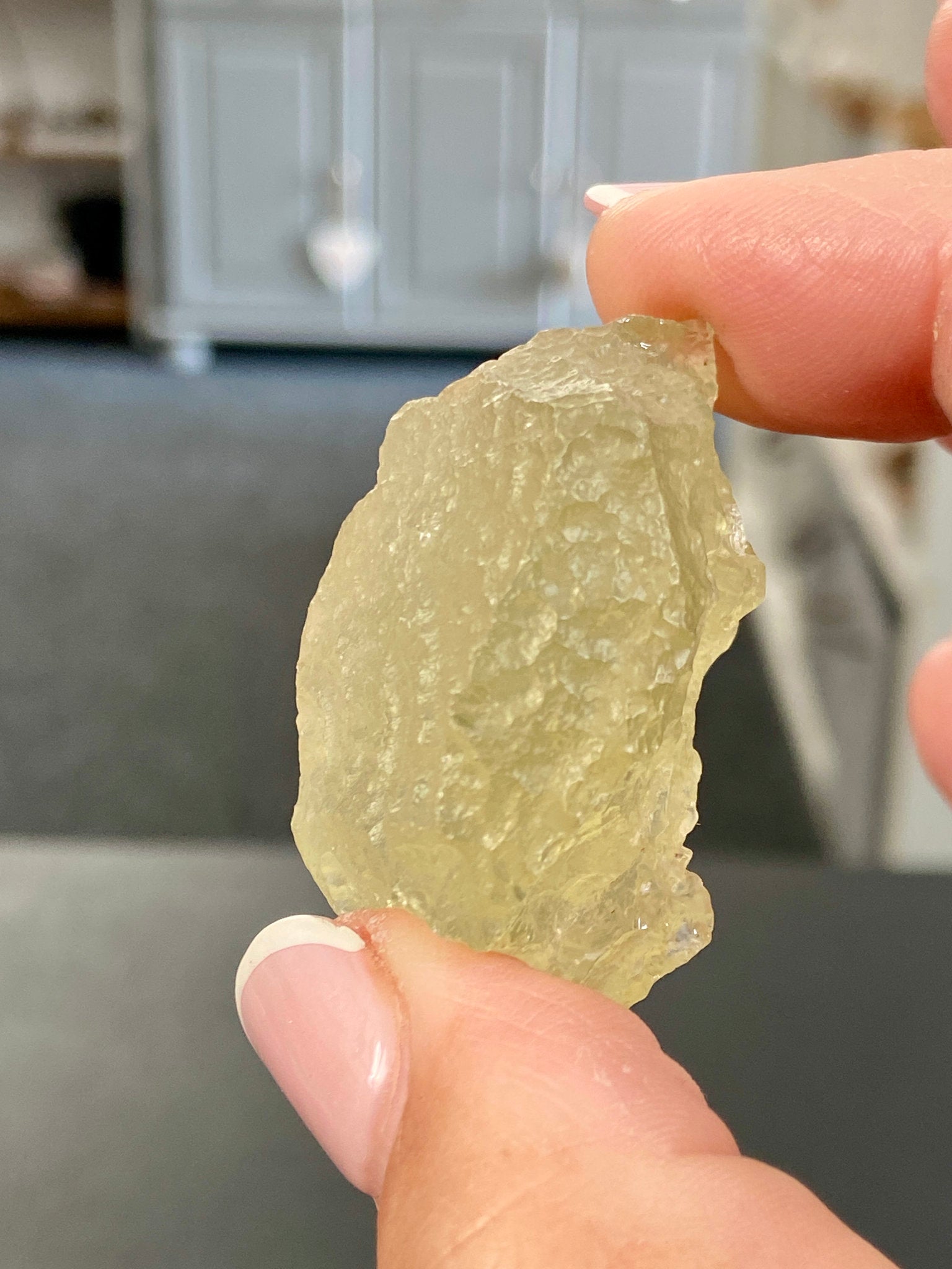 🌞 Libyan Desert Glass – Ancient Tektite of the Sahara