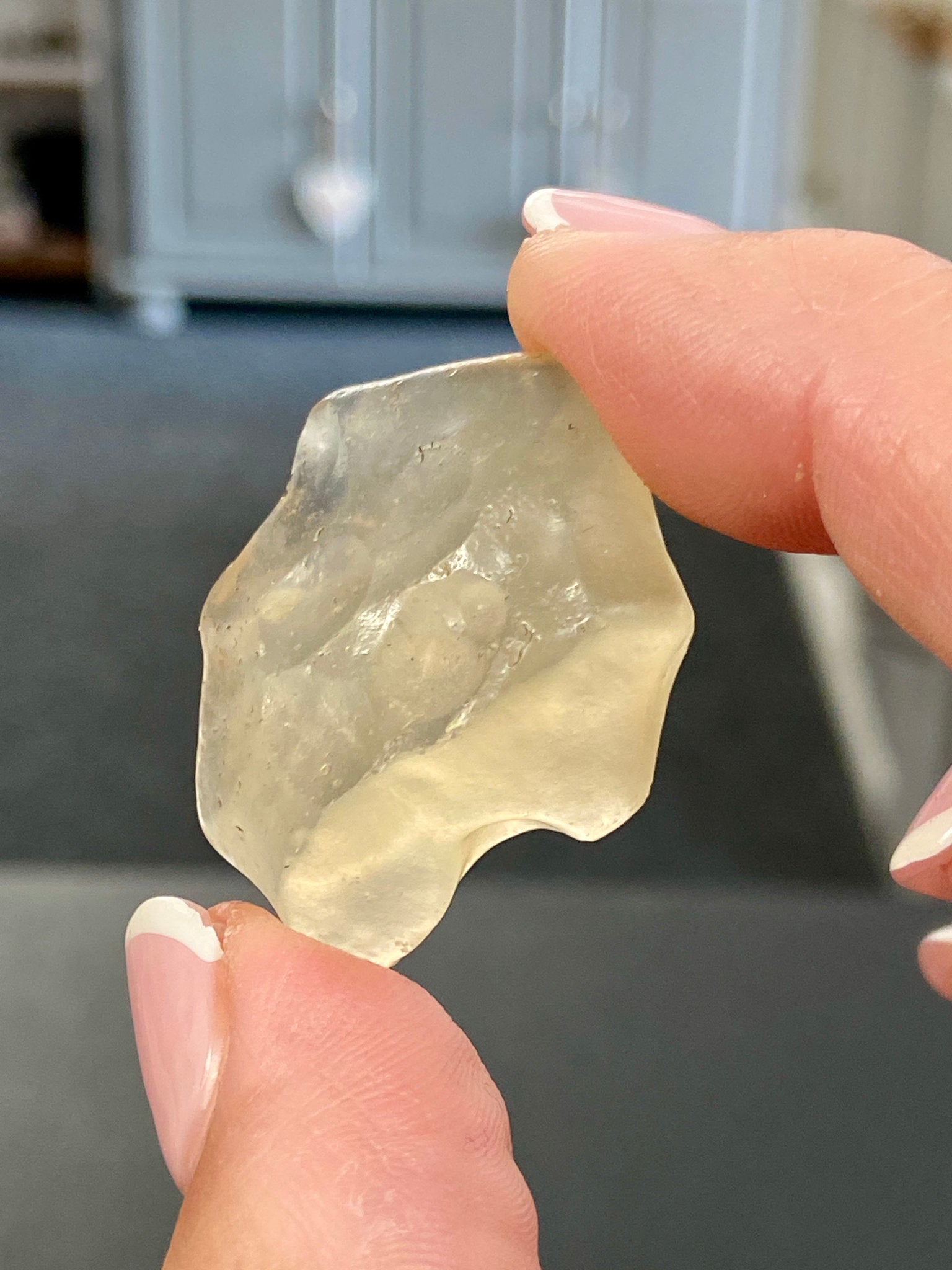 🌞 Libyan Desert Glass – Ancient Tektite of the Sahara