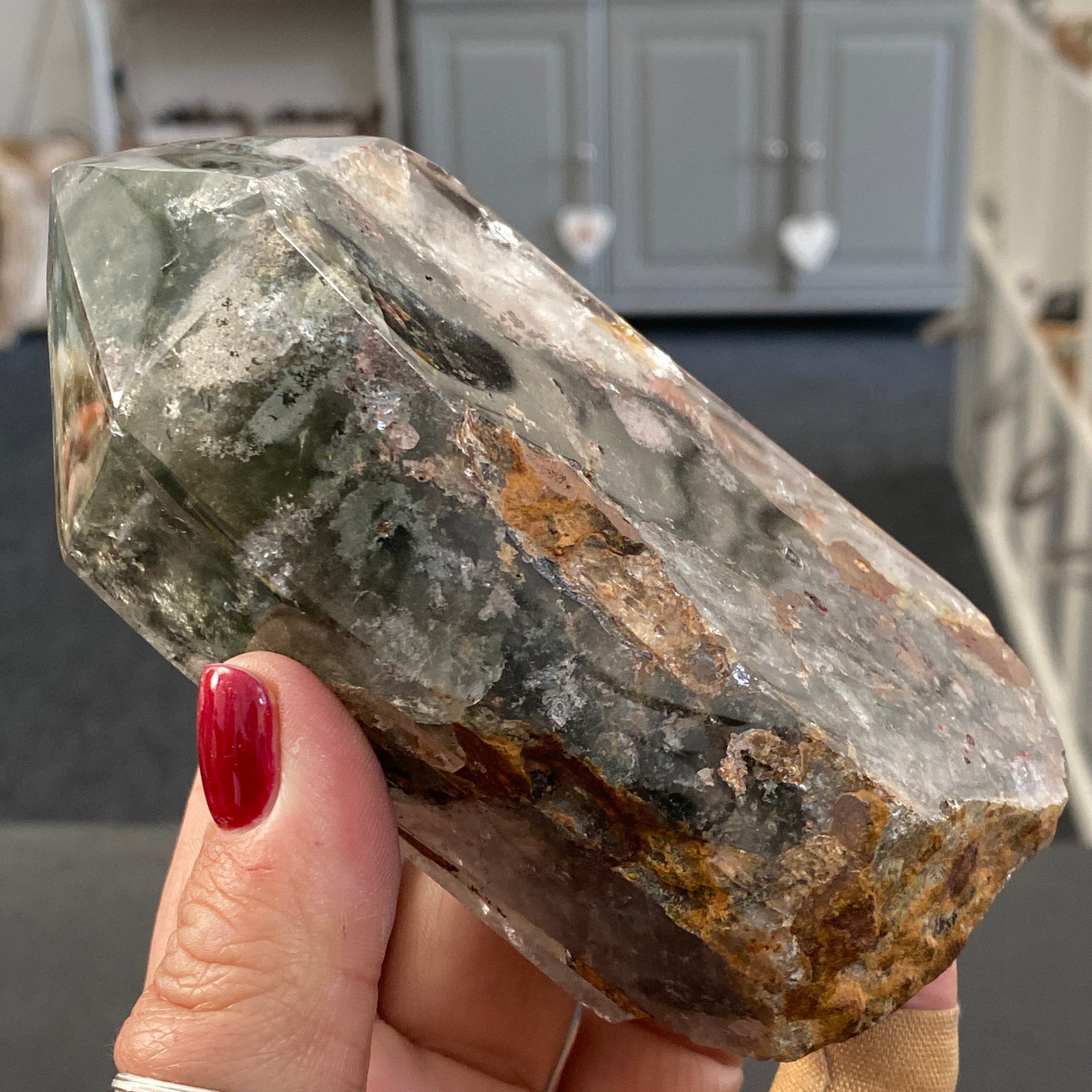 🌿 Shaman Quartz Polished Point