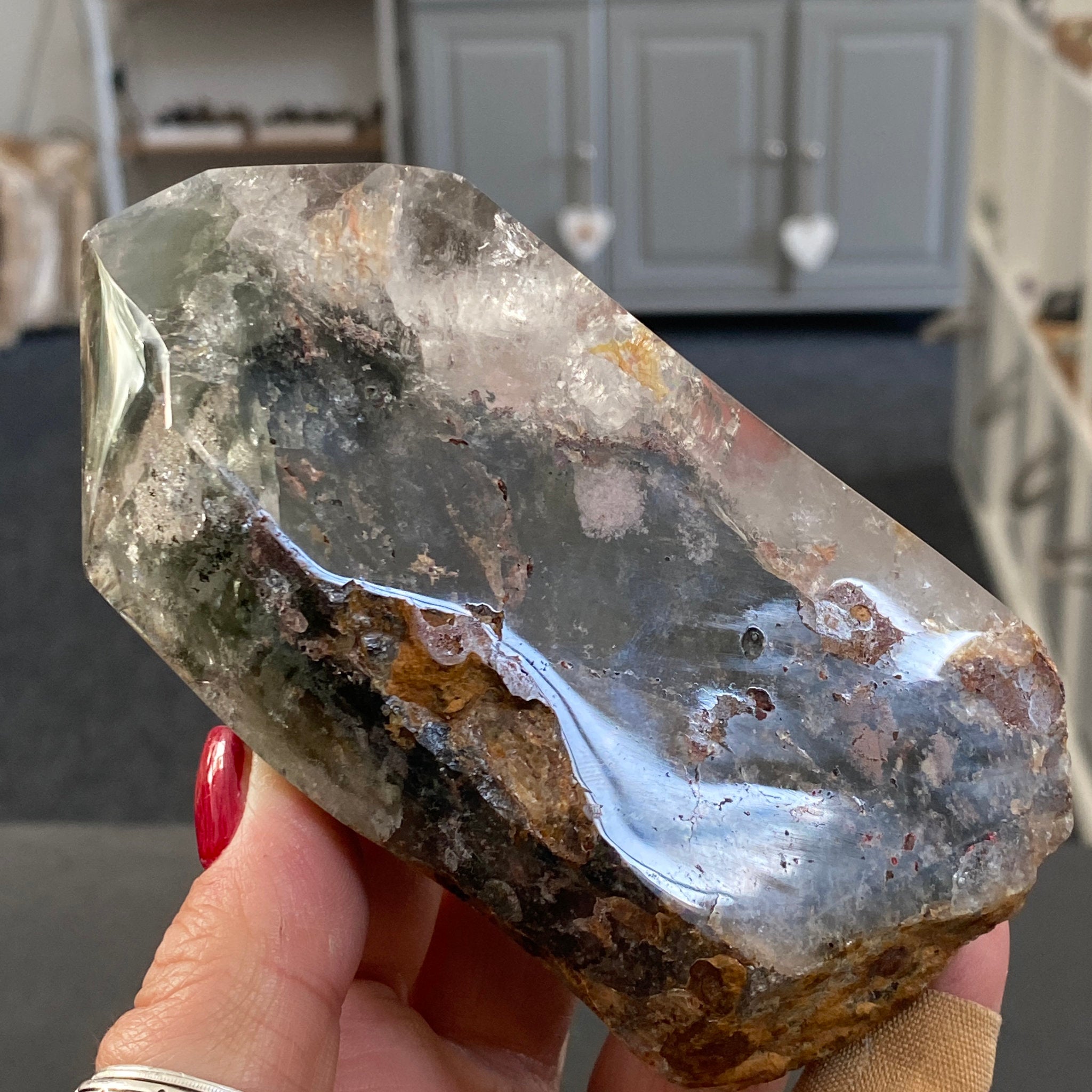 🌿 Shaman Quartz Polished Point