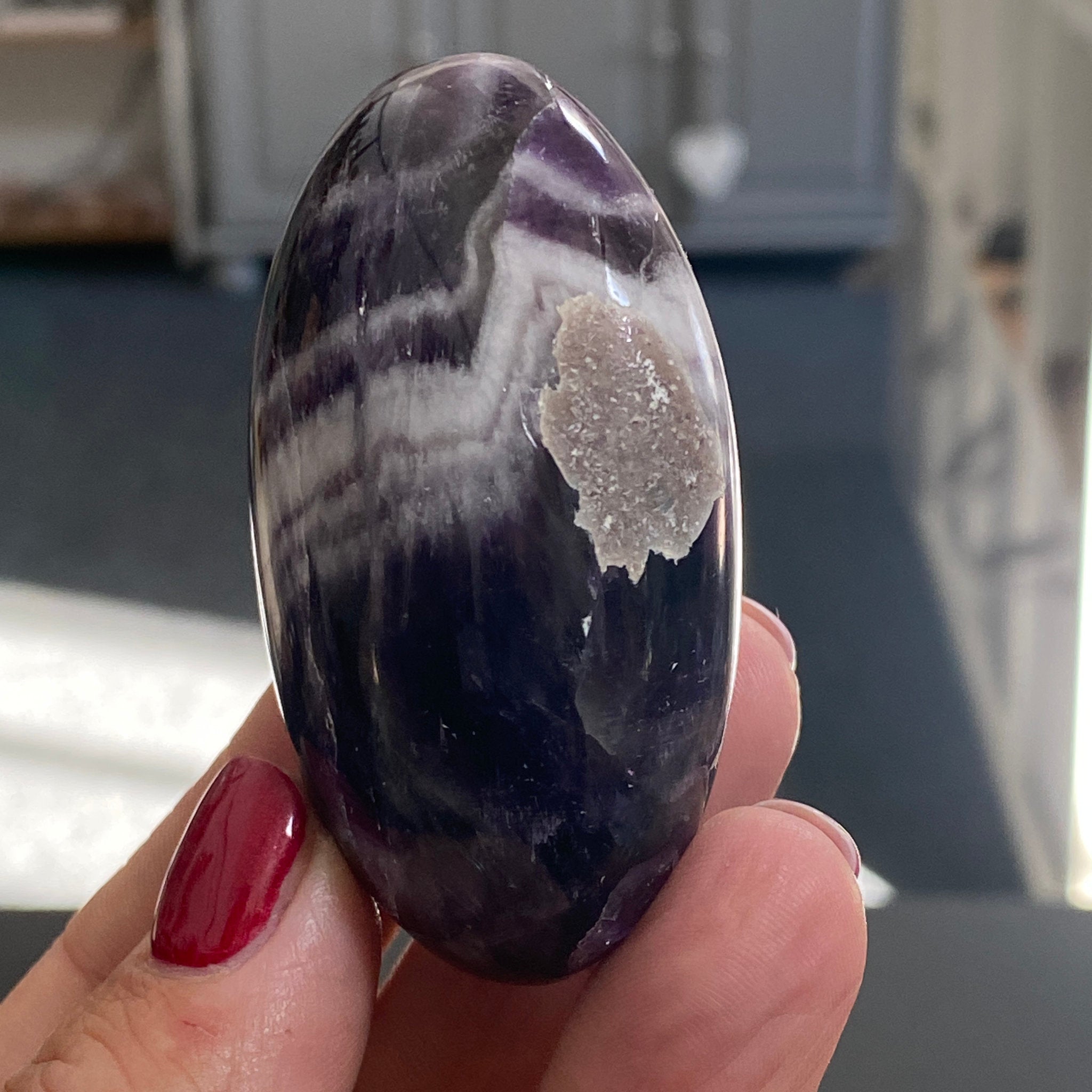 💜 Chevron Amethyst Palmstone