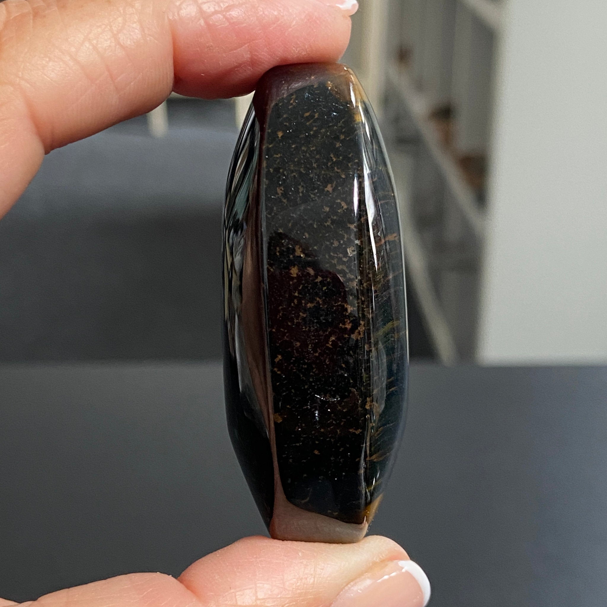 Premium Tigers Eye Palmstone