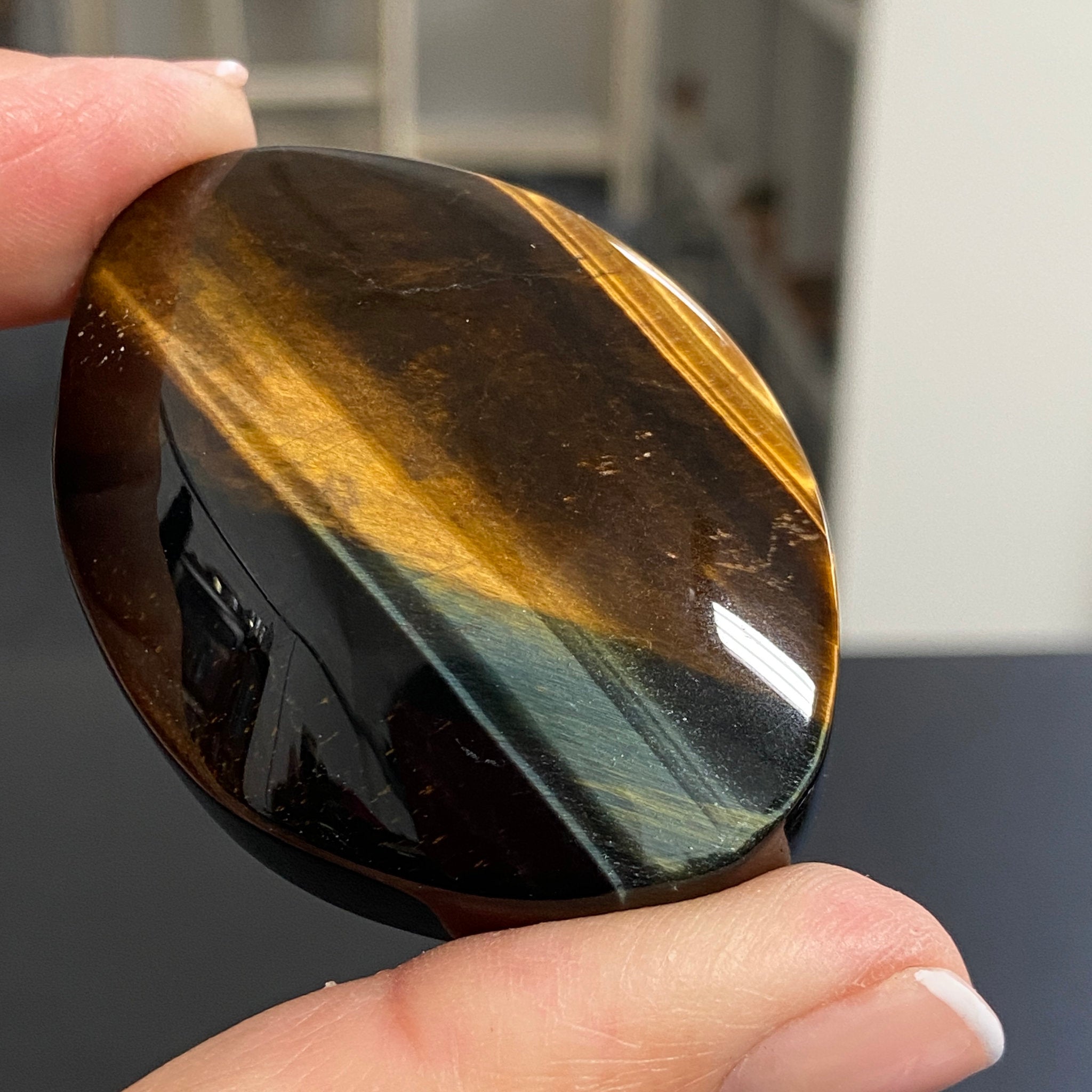 Premium Tigers Eye Palmstone