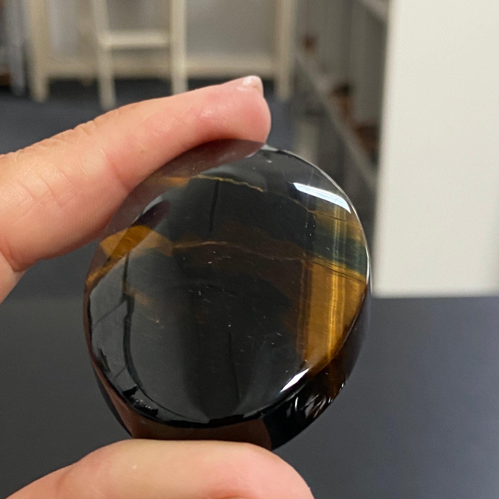 Premium Tigers Eye Palmstone