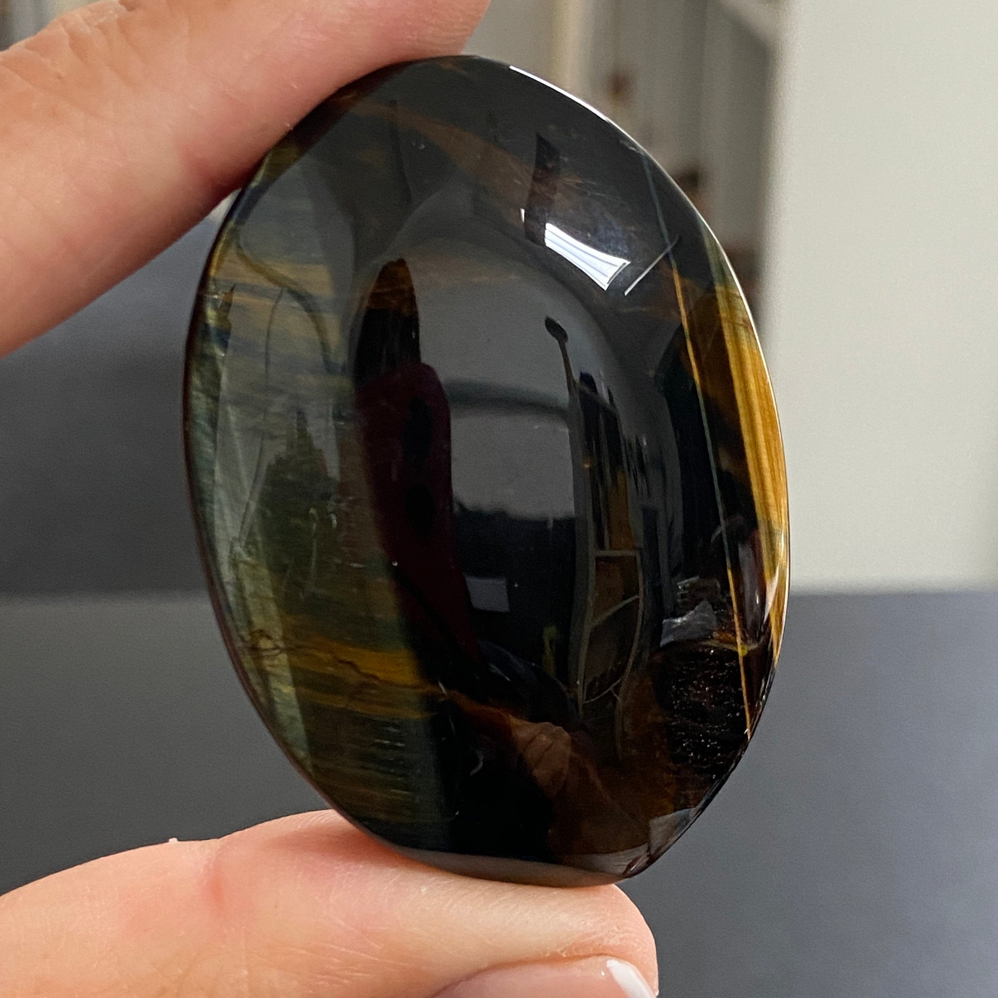 Premium Tigers Eye Palmstone