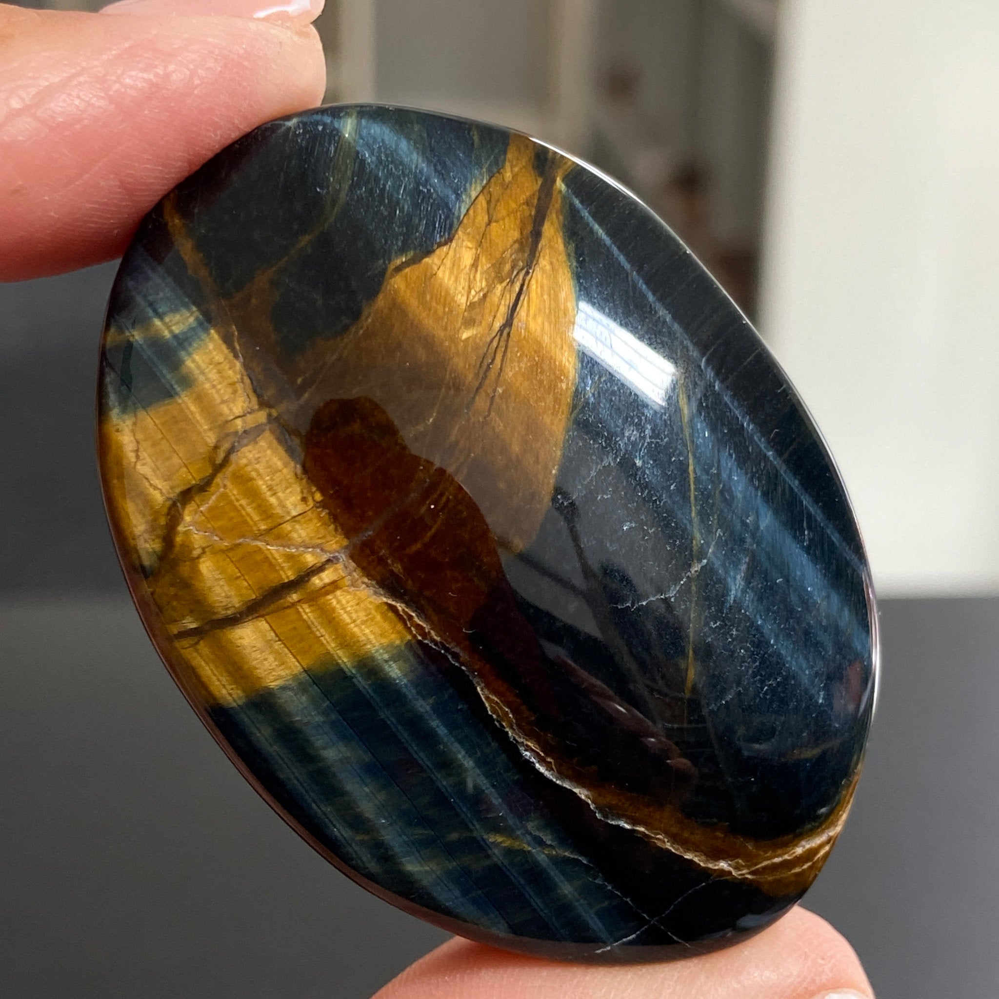 Premium Tigers Eye Palmstone