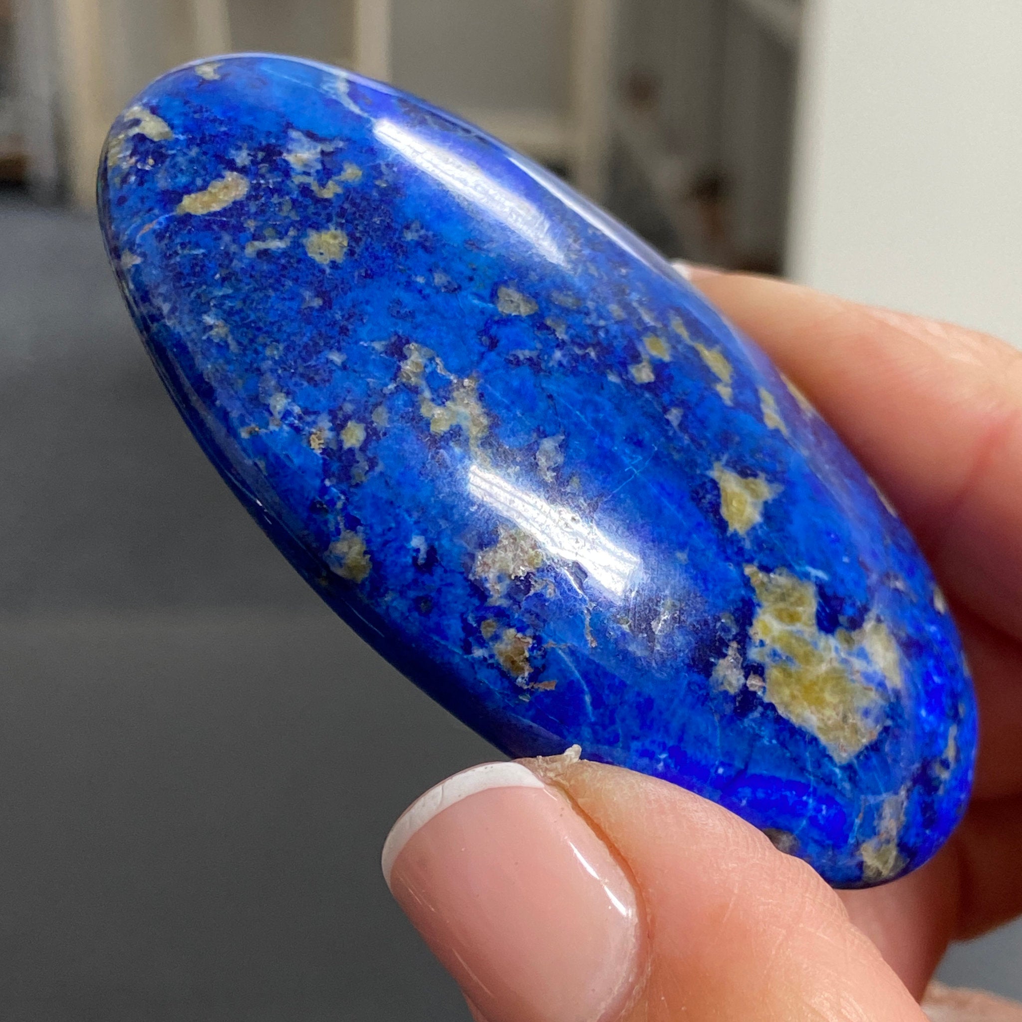 Lapis Lazuli Palmstone – Mine 4 - Afghanistan