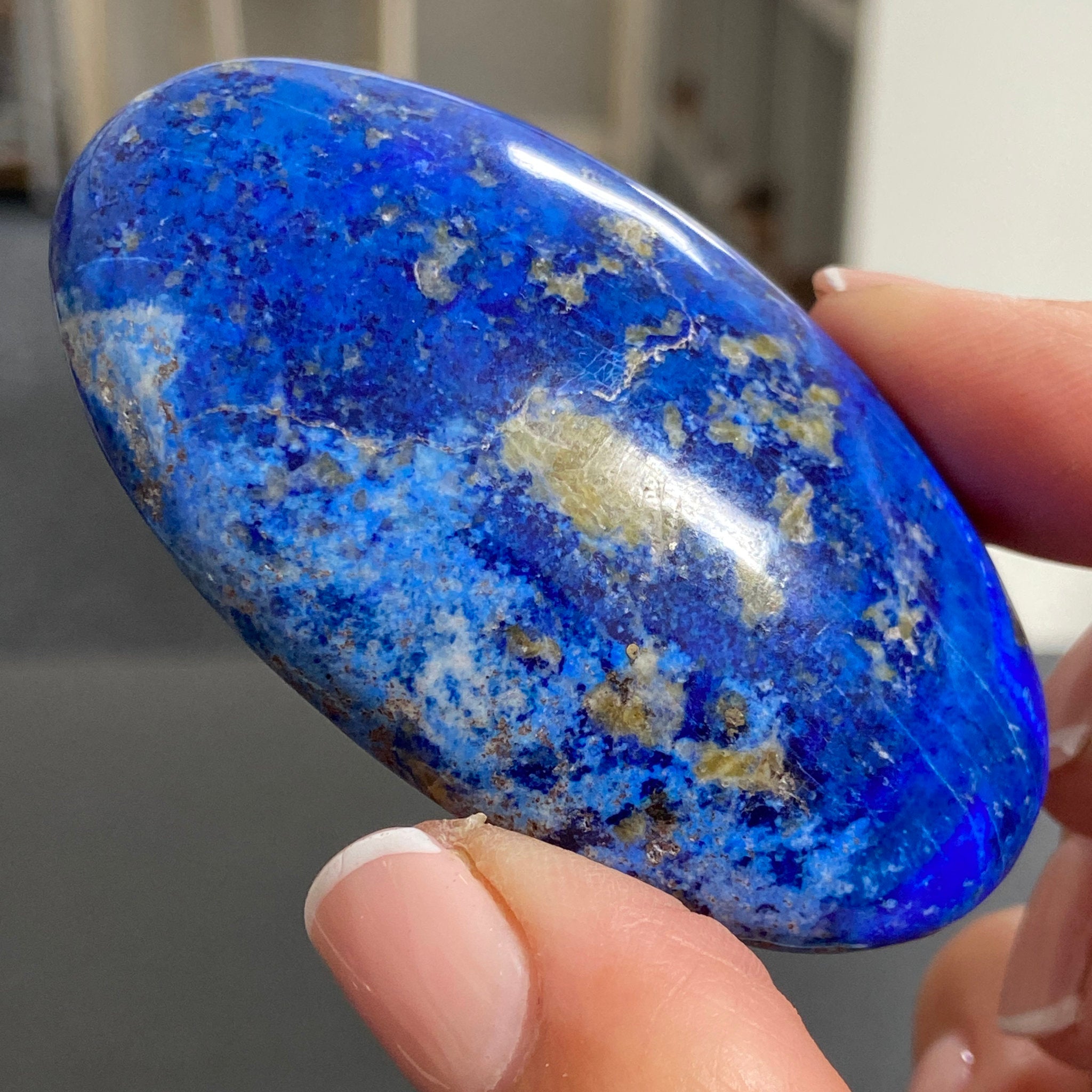 Lapis Lazuli Palmstone – Mine 4 - Afghanistan