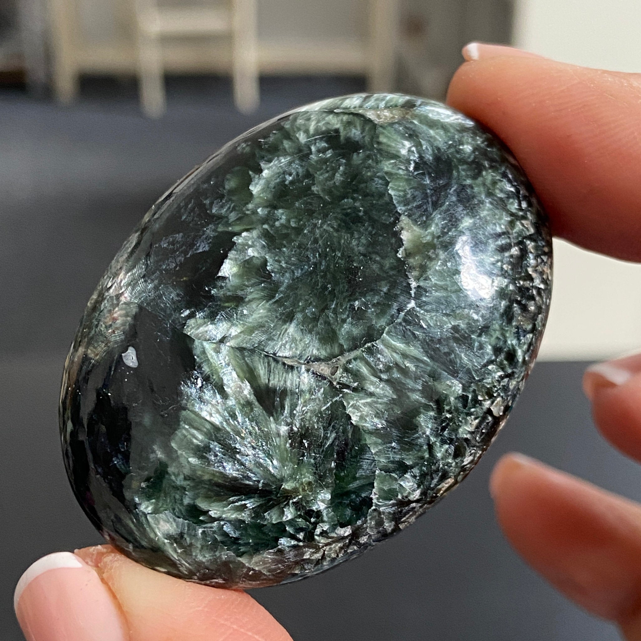 Seraphinite Palmstone - Russia