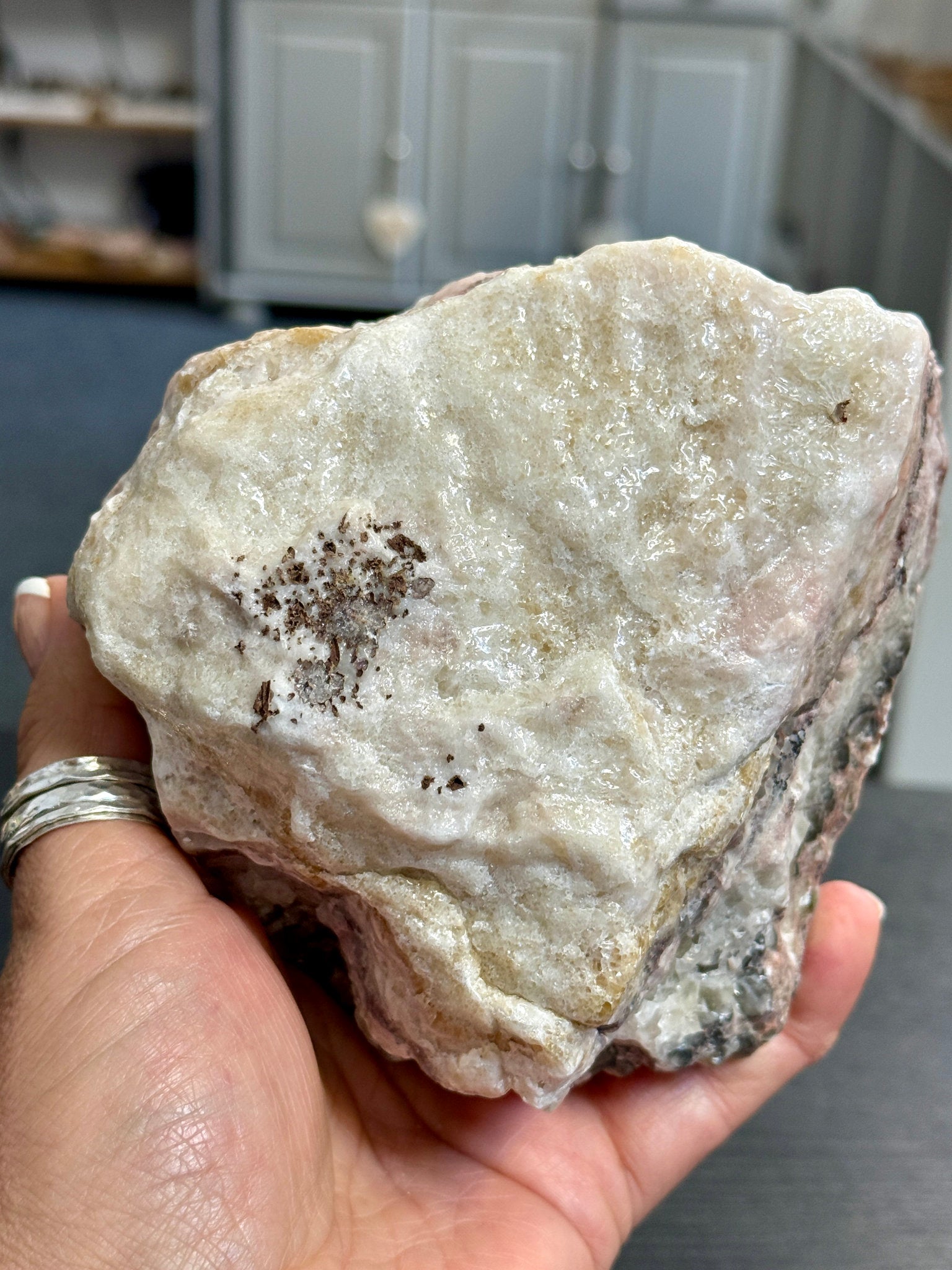 💚 Natural Green Calcite – Morocco