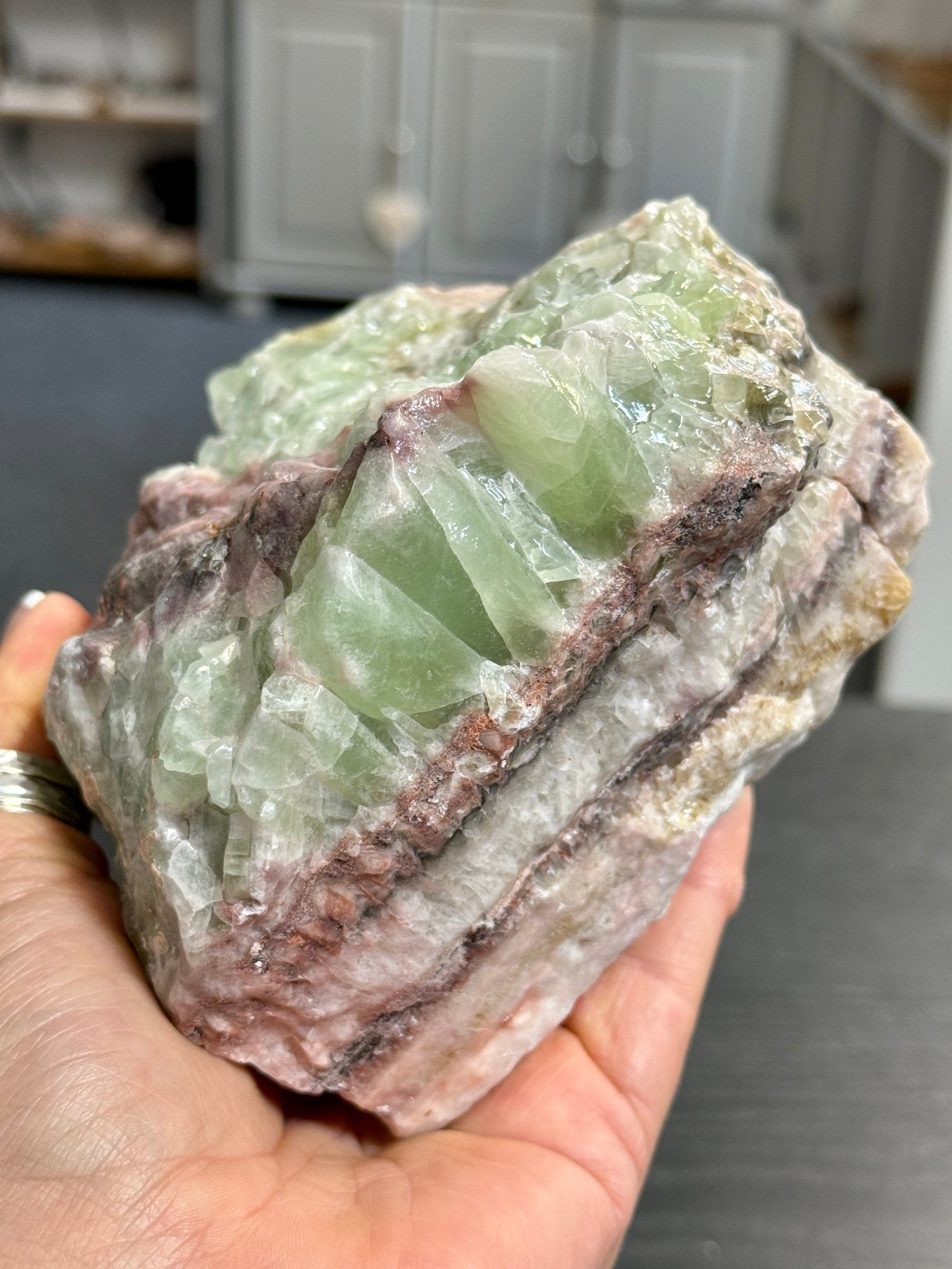 💚 Natural Green Calcite – Morocco