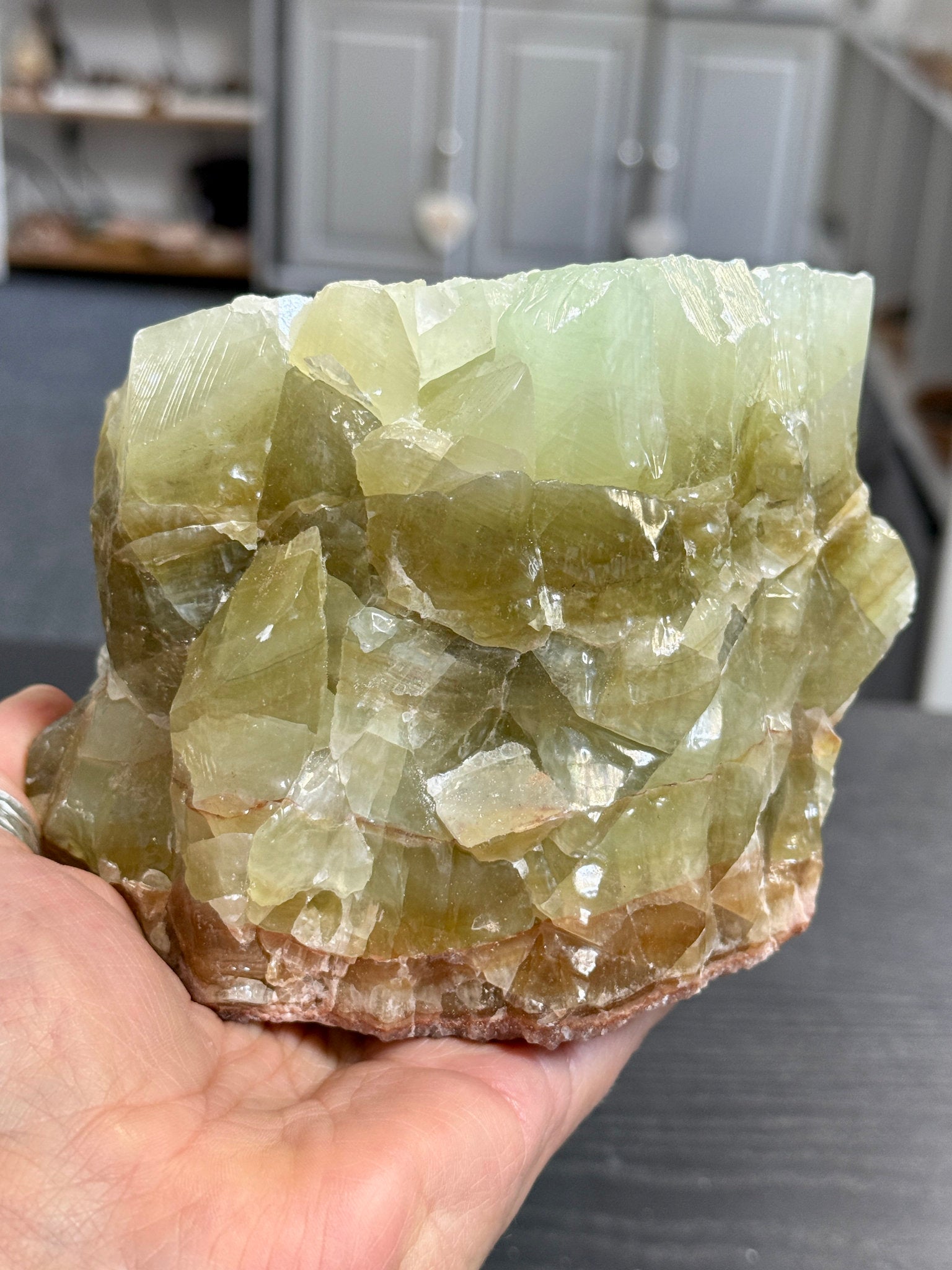 💚 Natural Green Calcite – Morocco