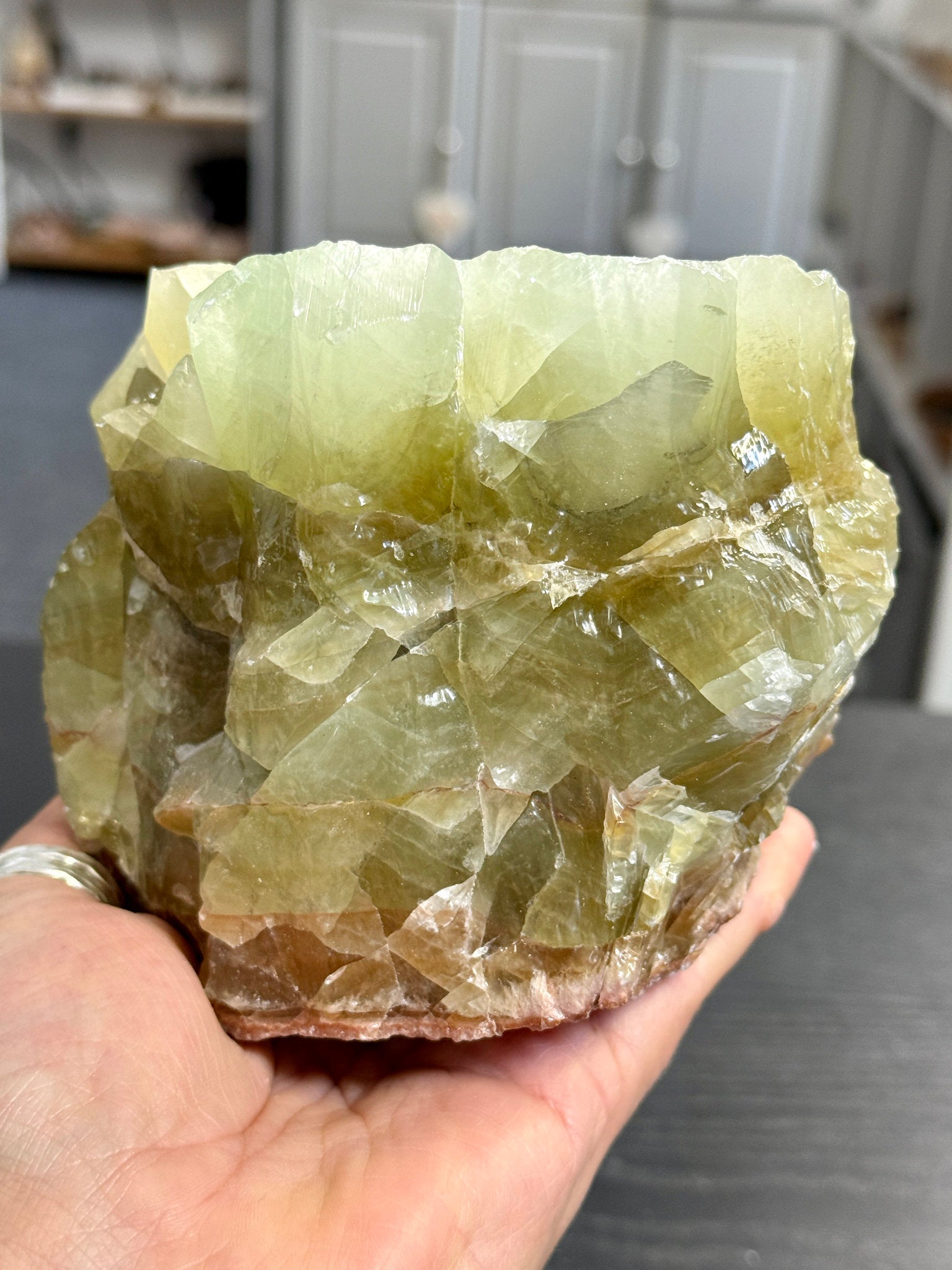 💚 Natural Green Calcite – Morocco