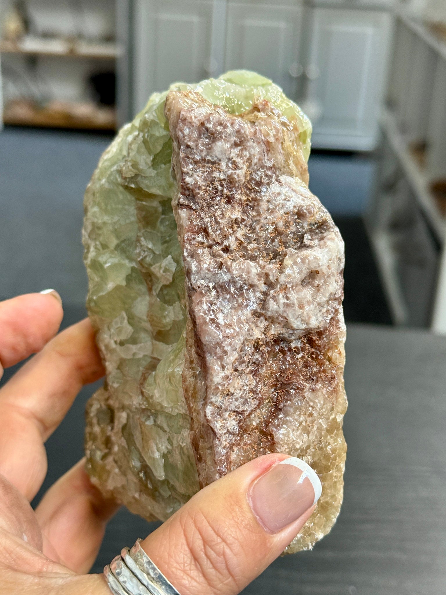 💚 Natural Green Calcite – Morocco