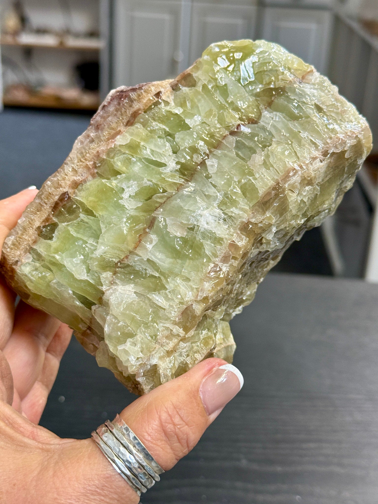 💚 Natural Green Calcite – Morocco