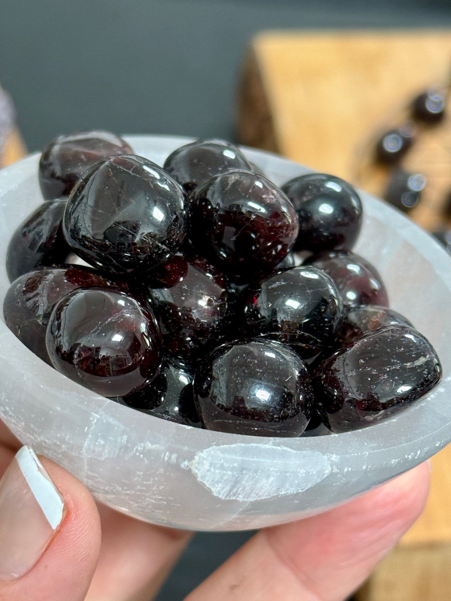 ❤️ AAA Pyrope Garnet Tumbles - Mozambique