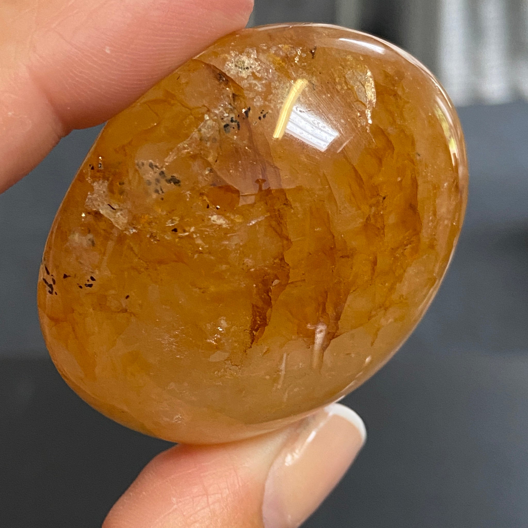 Golden Healer Quartz Palmstone – Brazil