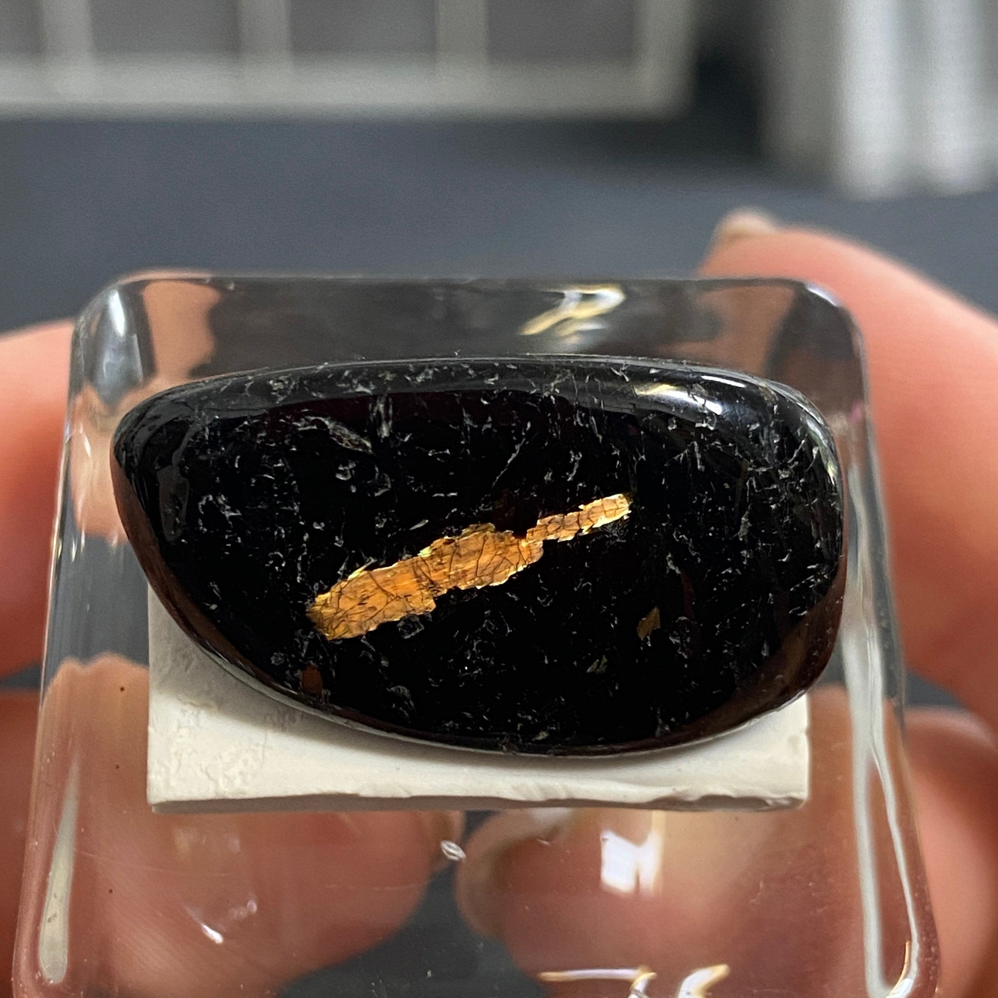 AAA Nuummite – Greenland
