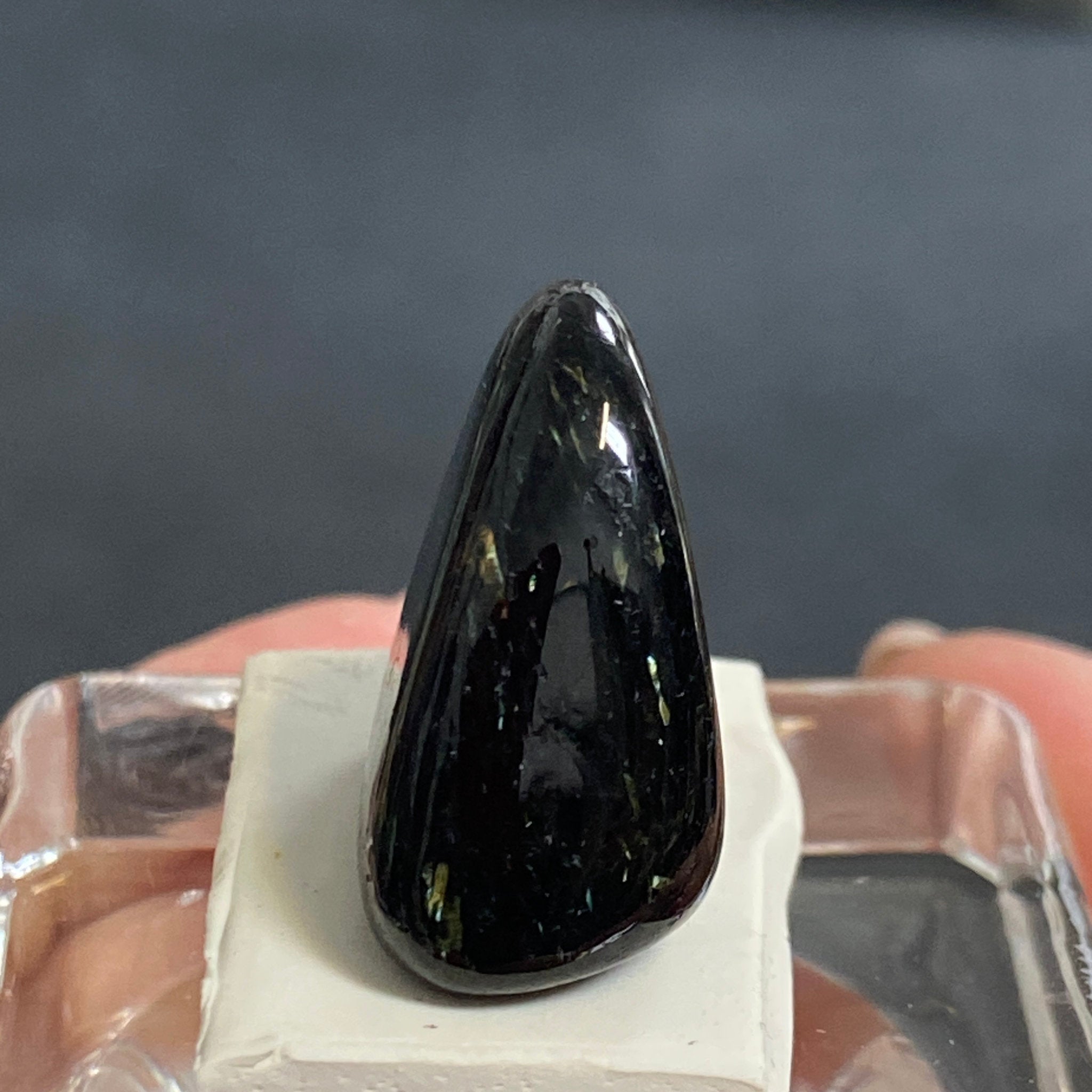 AAA Nuummite – Greenland