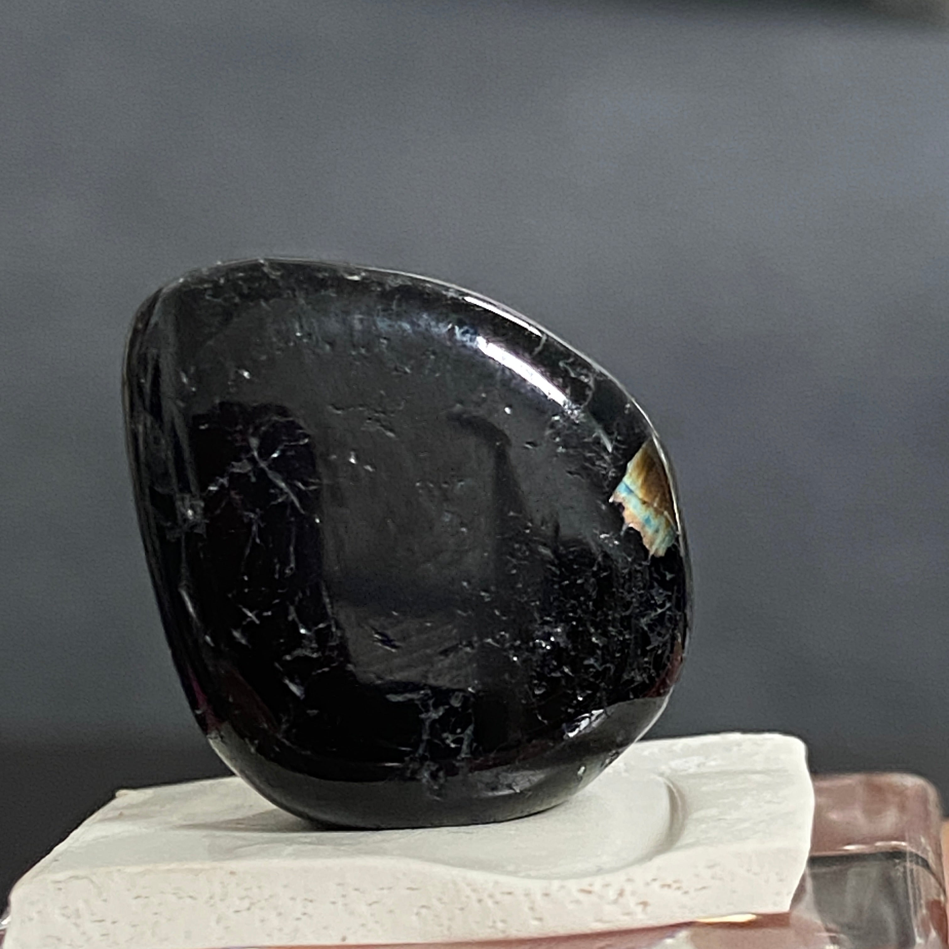 AAA Nuummite – Greenland